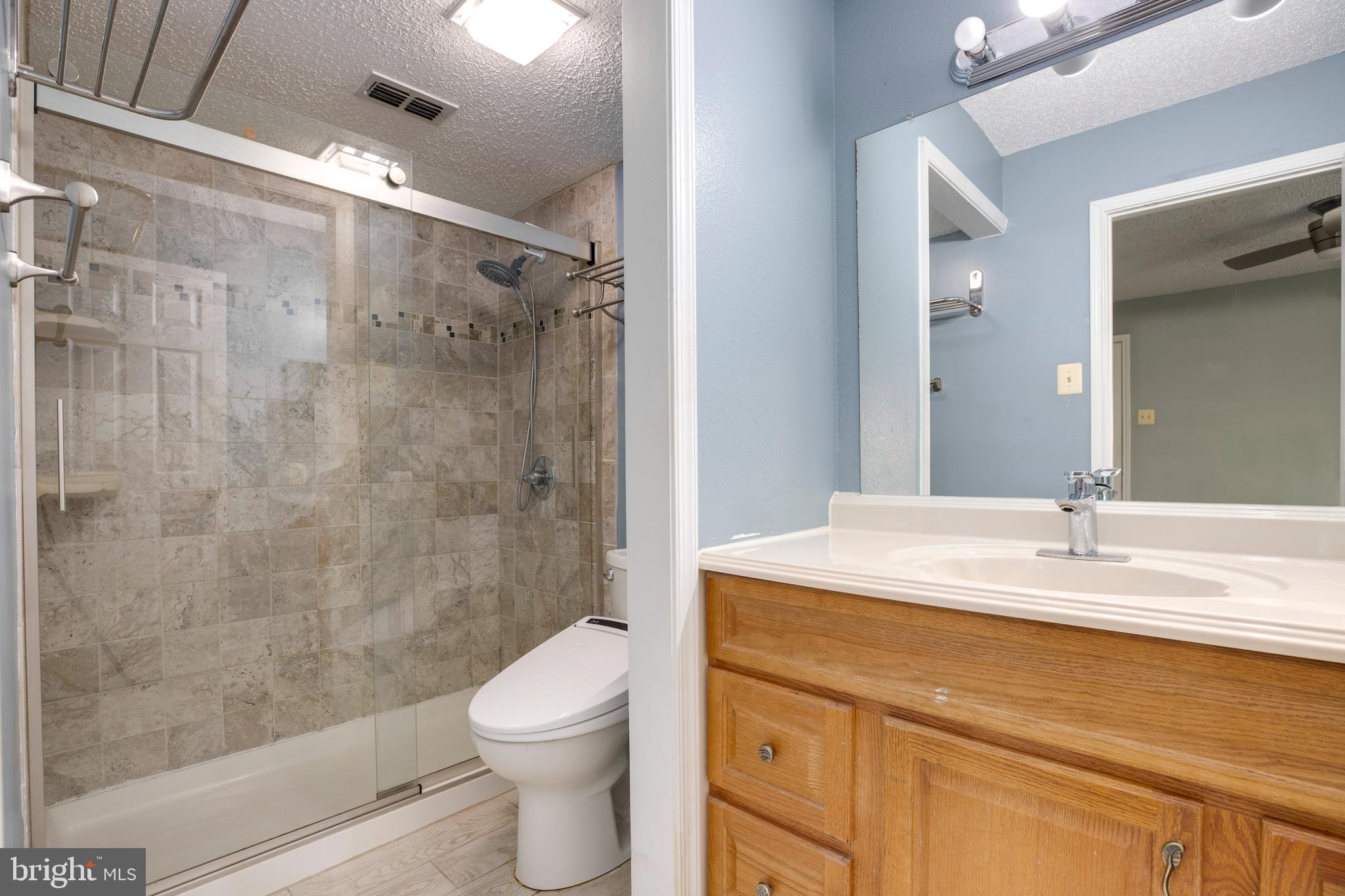 1543 LINCOLN WAY 301B