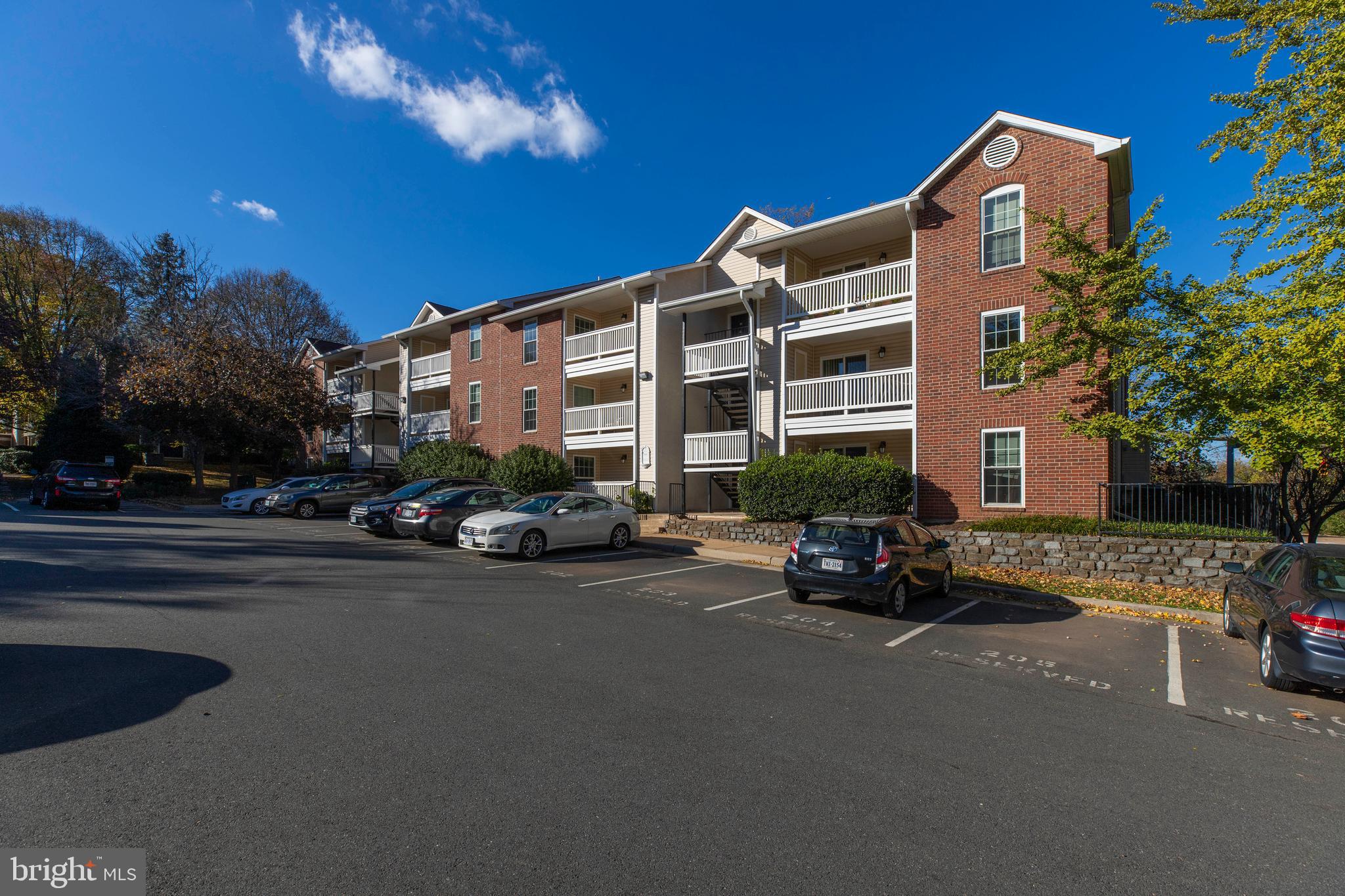 1543 LINCOLN WAY 301B