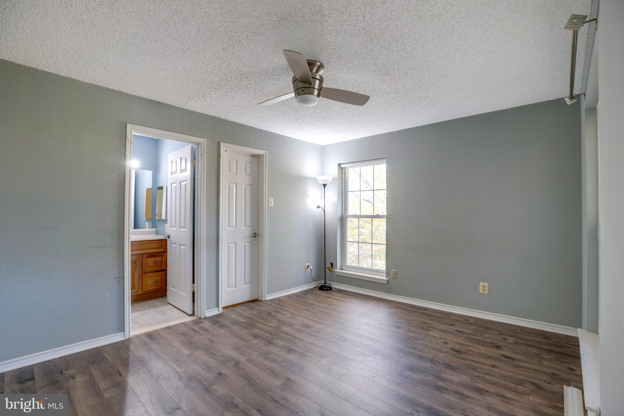 1543 LINCOLN WAY 301B