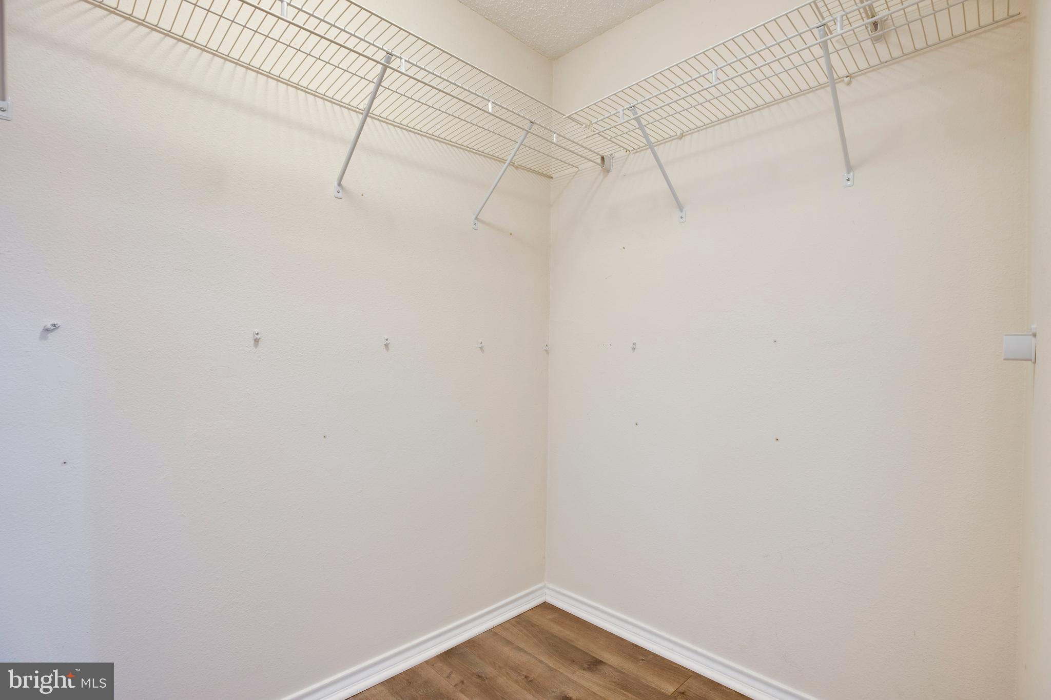 1543 LINCOLN WAY 301B