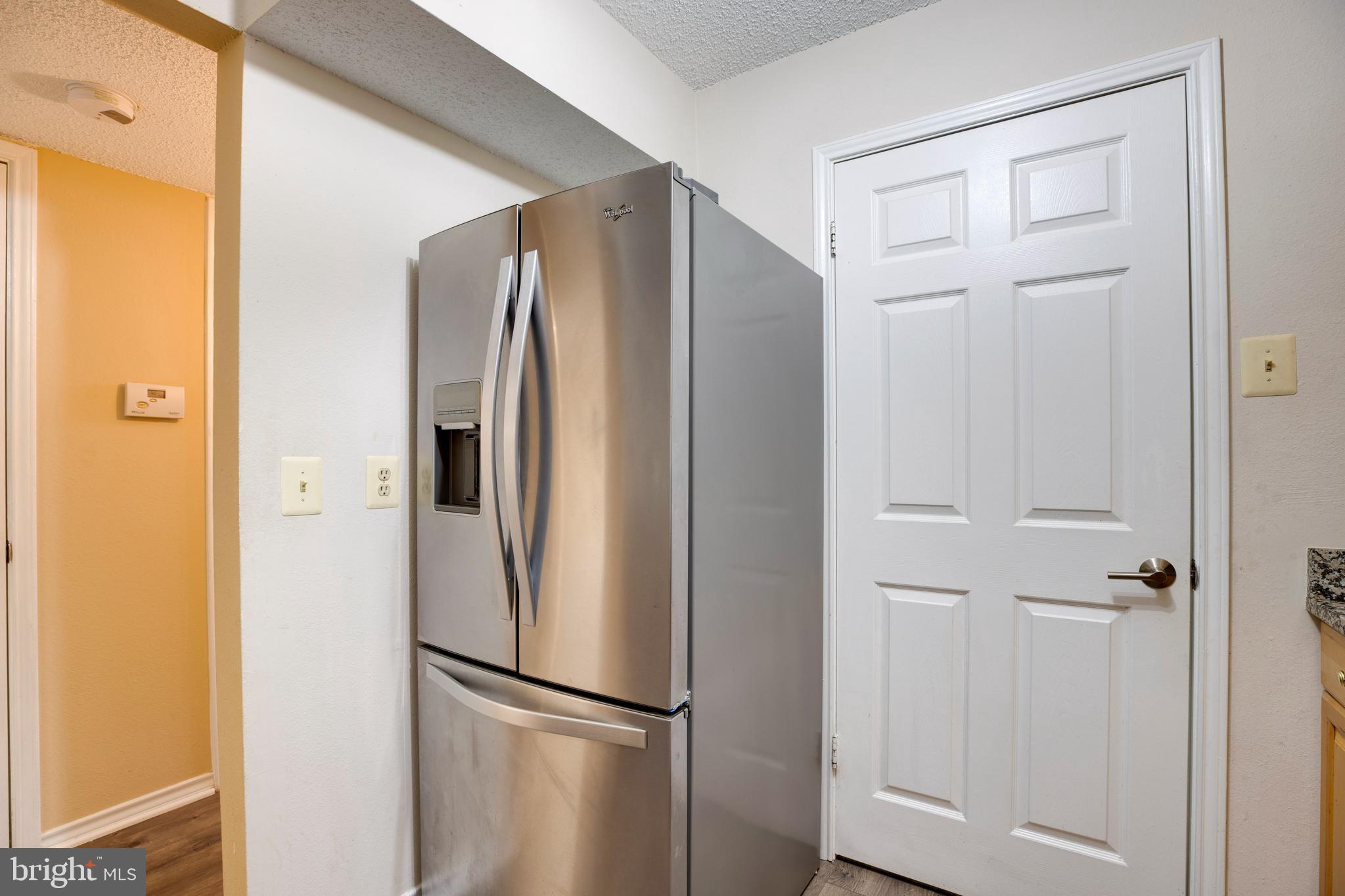 1543 LINCOLN WAY 301B