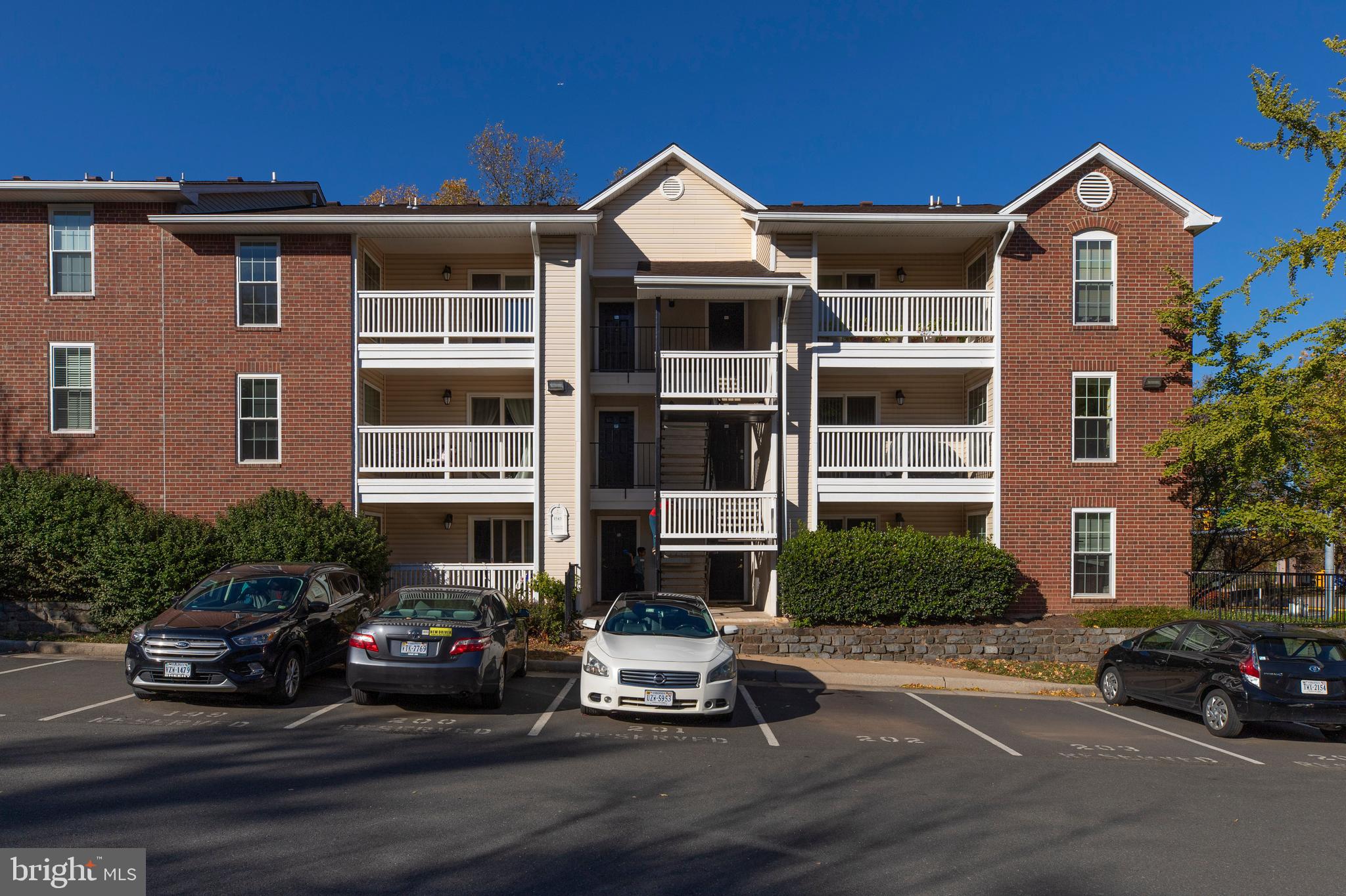 1543 LINCOLN WAY 301B