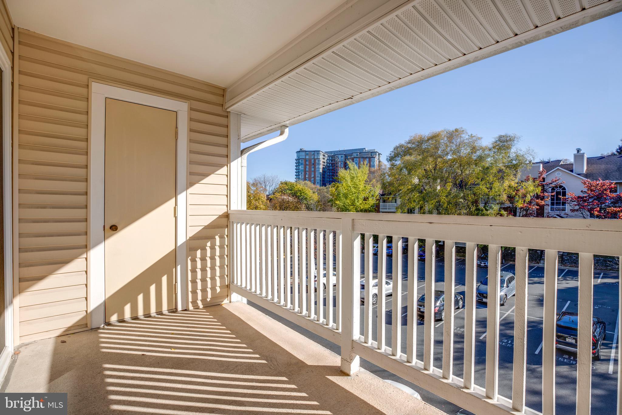1543 LINCOLN WAY 301B