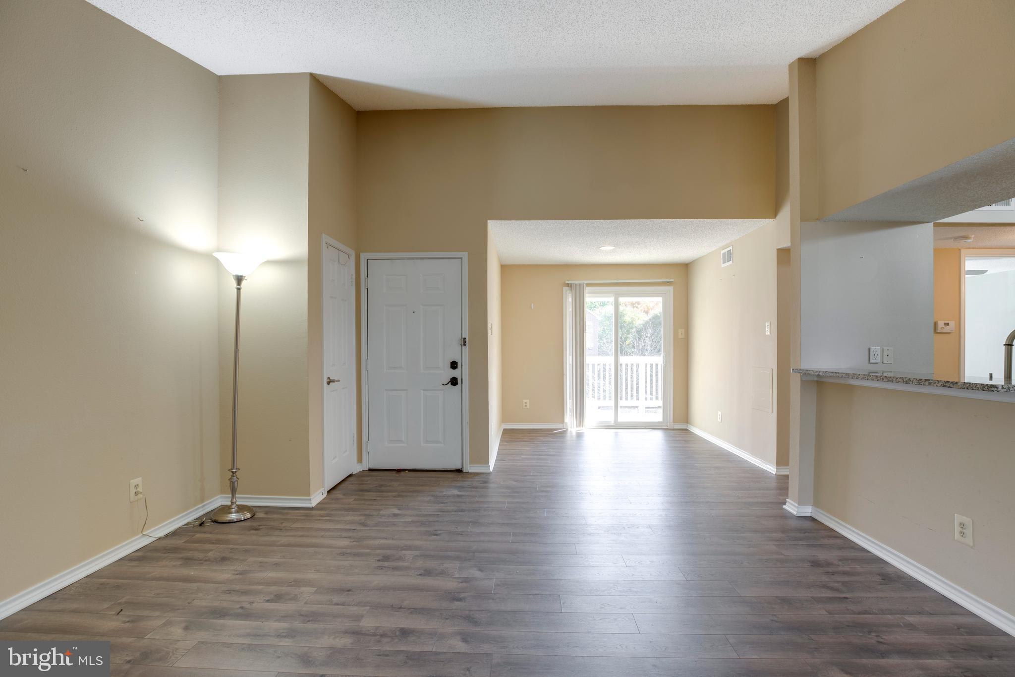 1543 LINCOLN WAY 301B