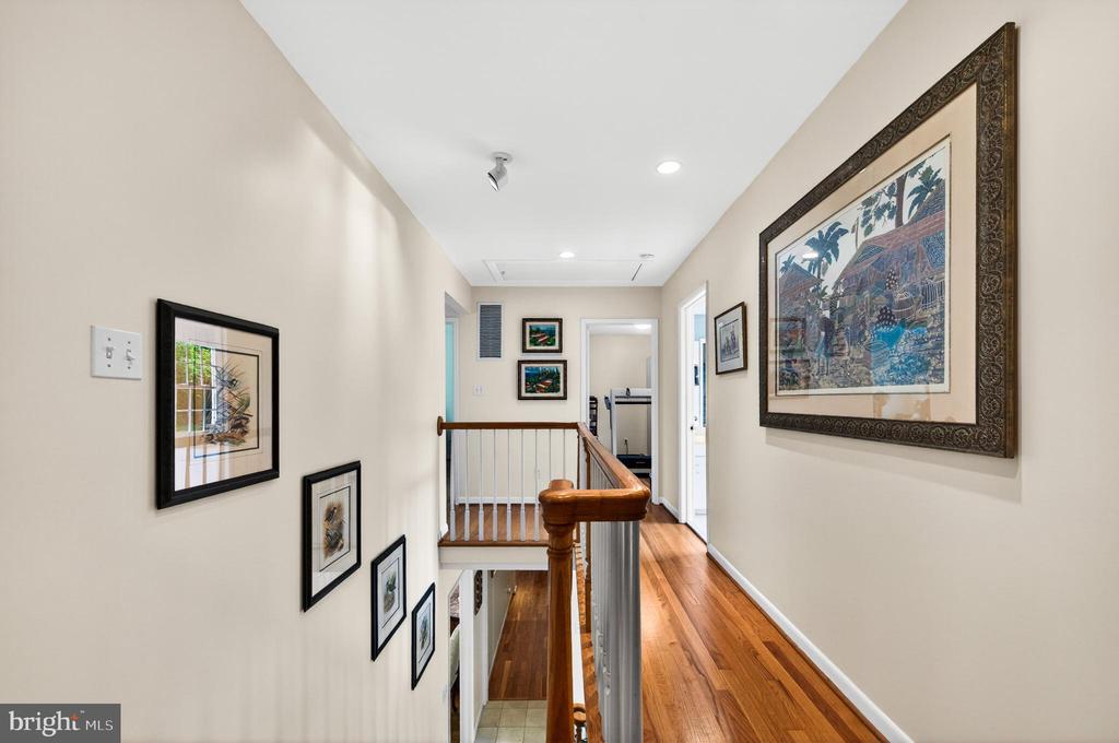 1003 PRIORY PLACE