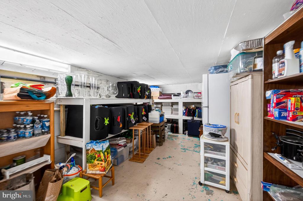 1003 PRIORY PLACE