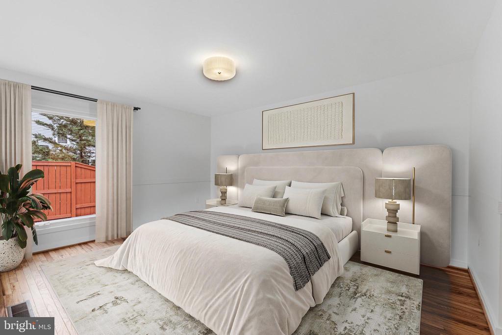 8424 HOLLIS LANE