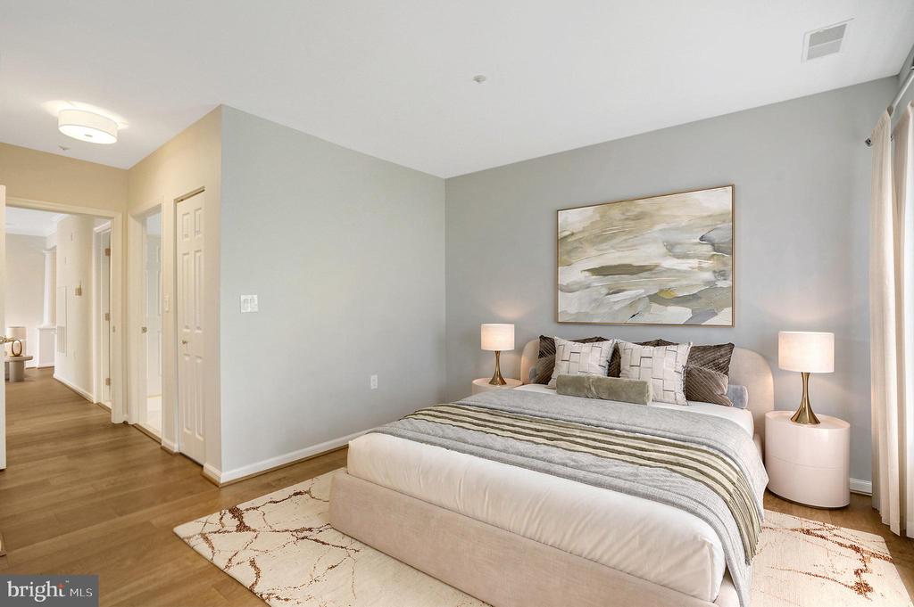 6990 FALLS REACH DRIVE Unit: 301