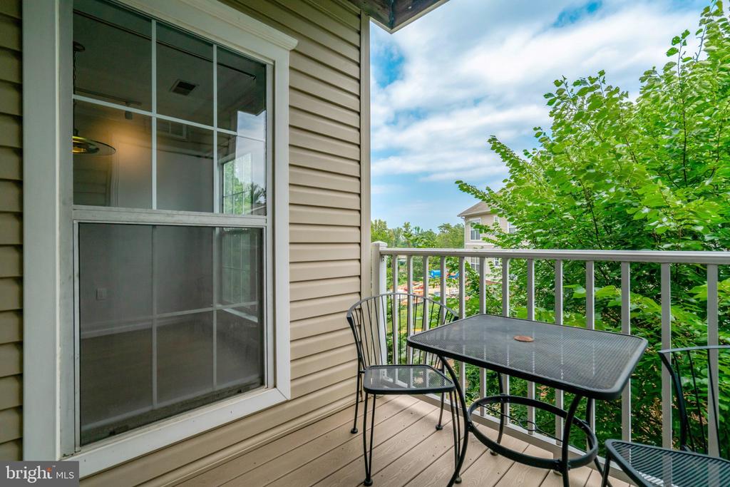 6990 FALLS REACH DRIVE Unit: 301