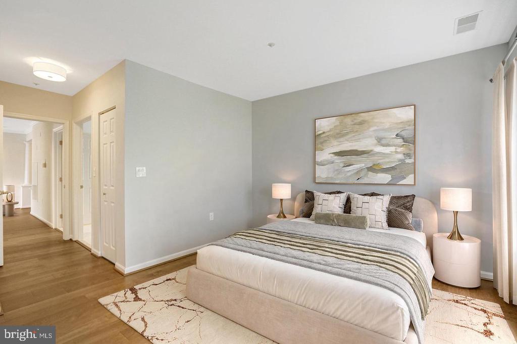 6990 FALLS REACH DRIVE Unit: 301