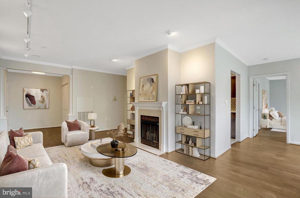 6990 FALLS REACH DRIVE Unit: 301