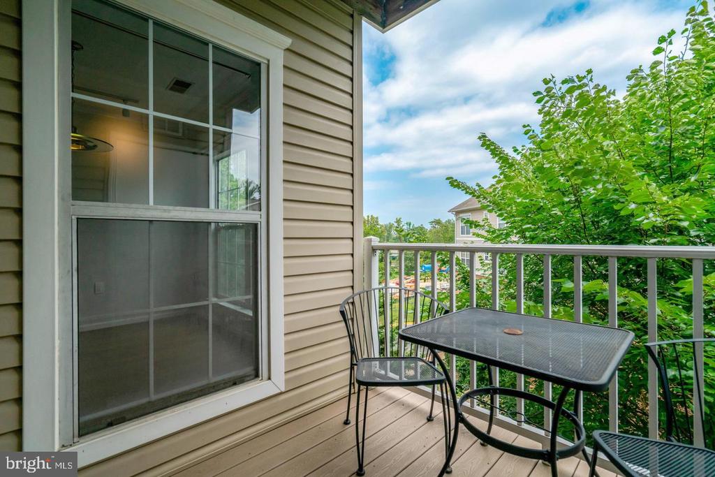 6990 FALLS REACH DRIVE Unit: 301