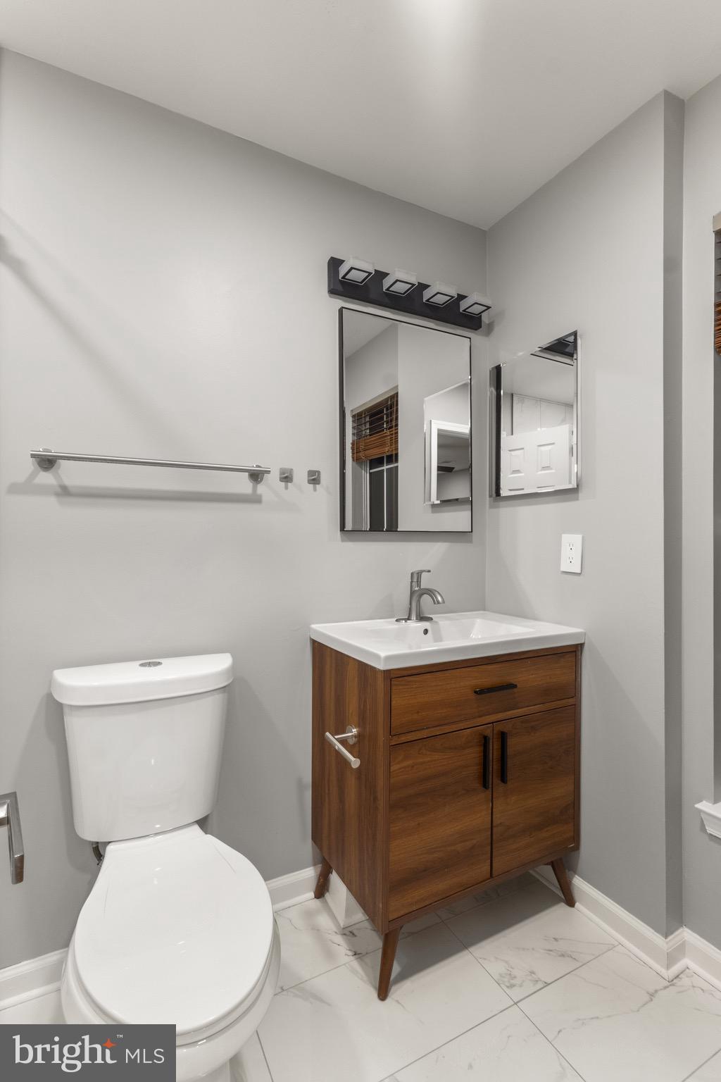 20395 CHARTER OAK DRIVE