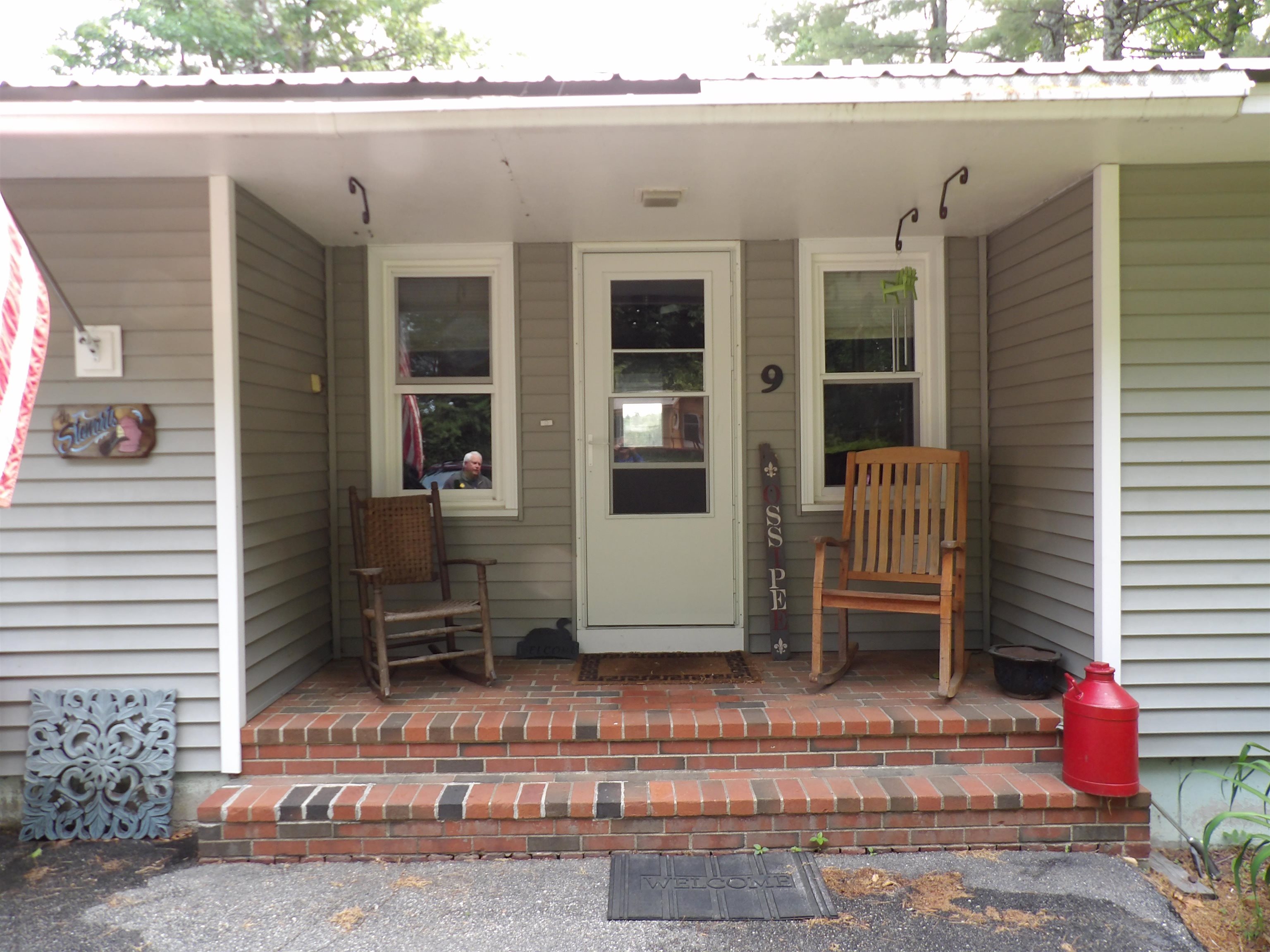 9 Abbott Lane