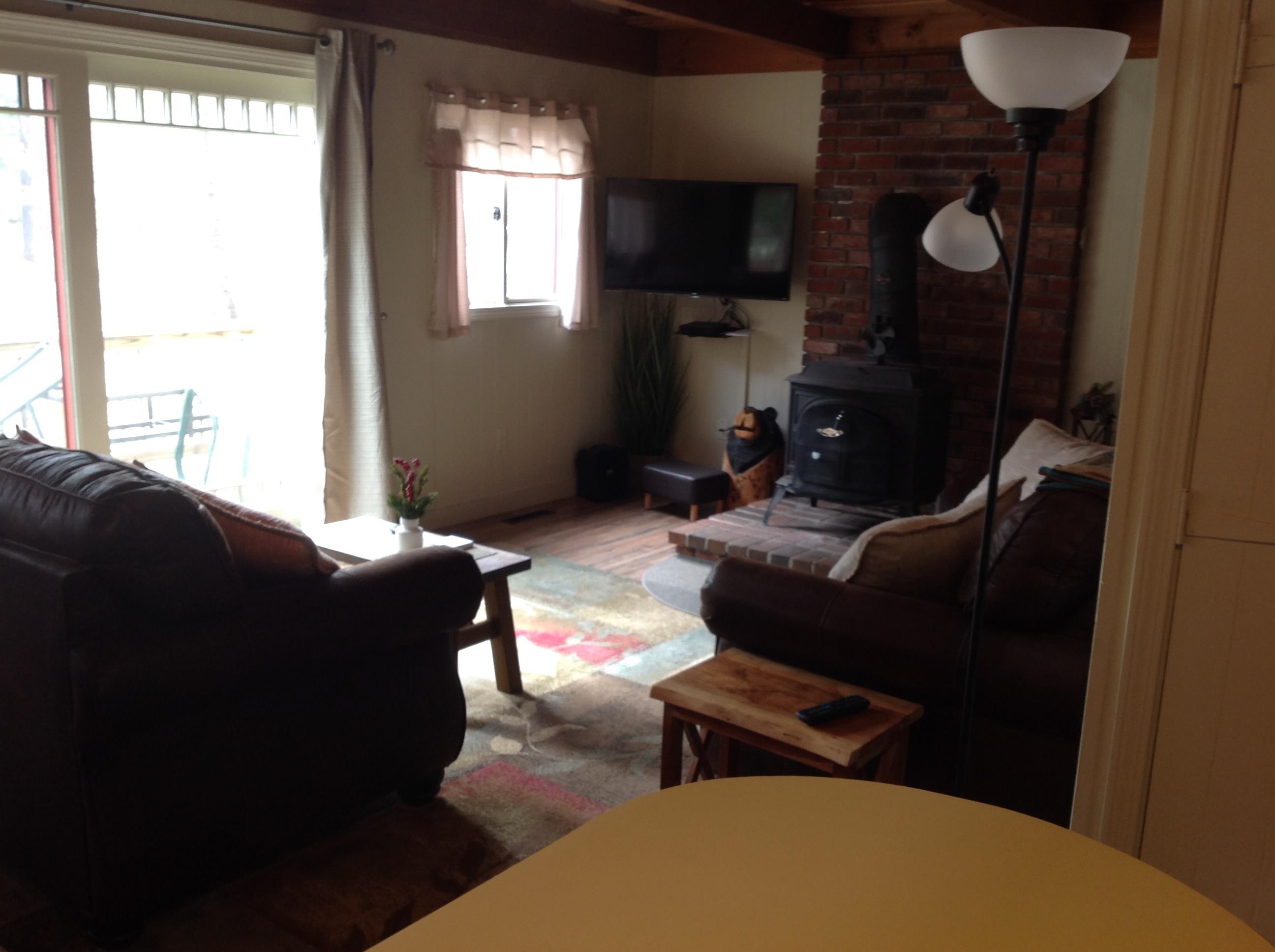 6 Oakwood Drive