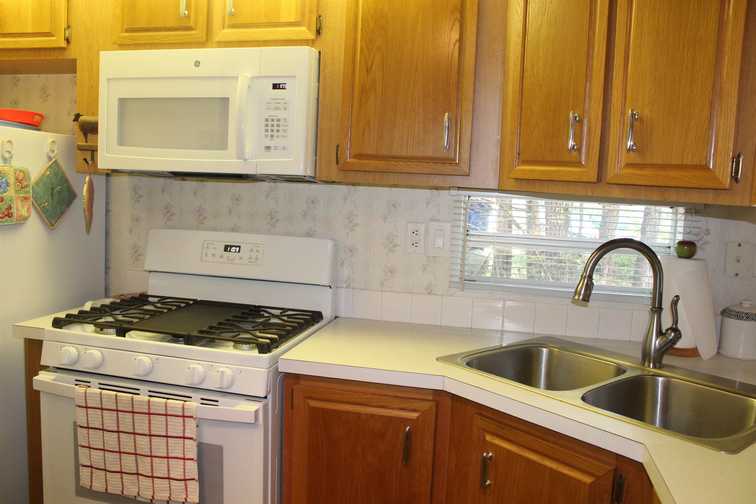 18 Mourning Dove Lane Unit: 1