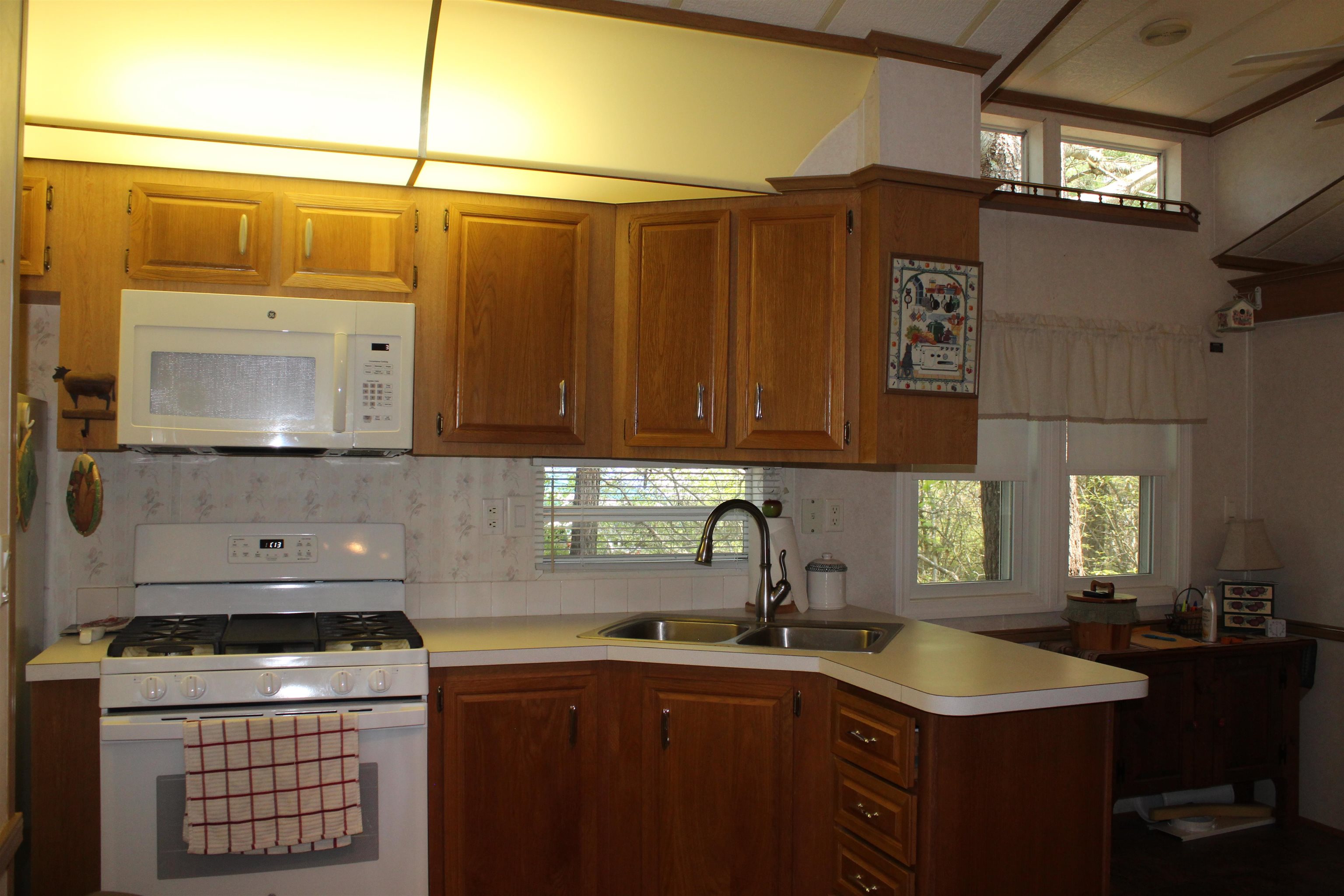 18 Mourning Dove Lane Unit: 1