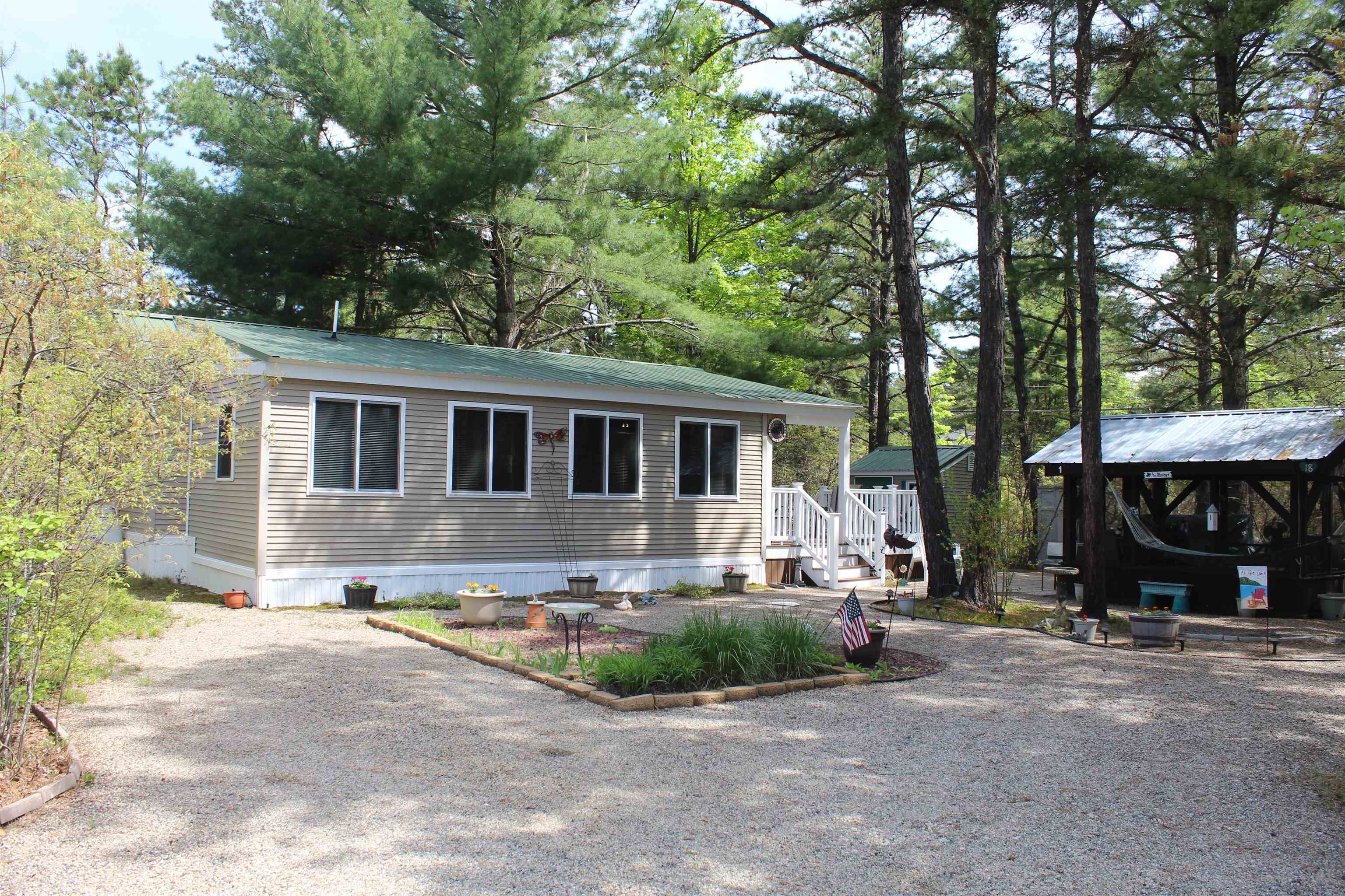 18 Mourning Dove Lane Unit: 1