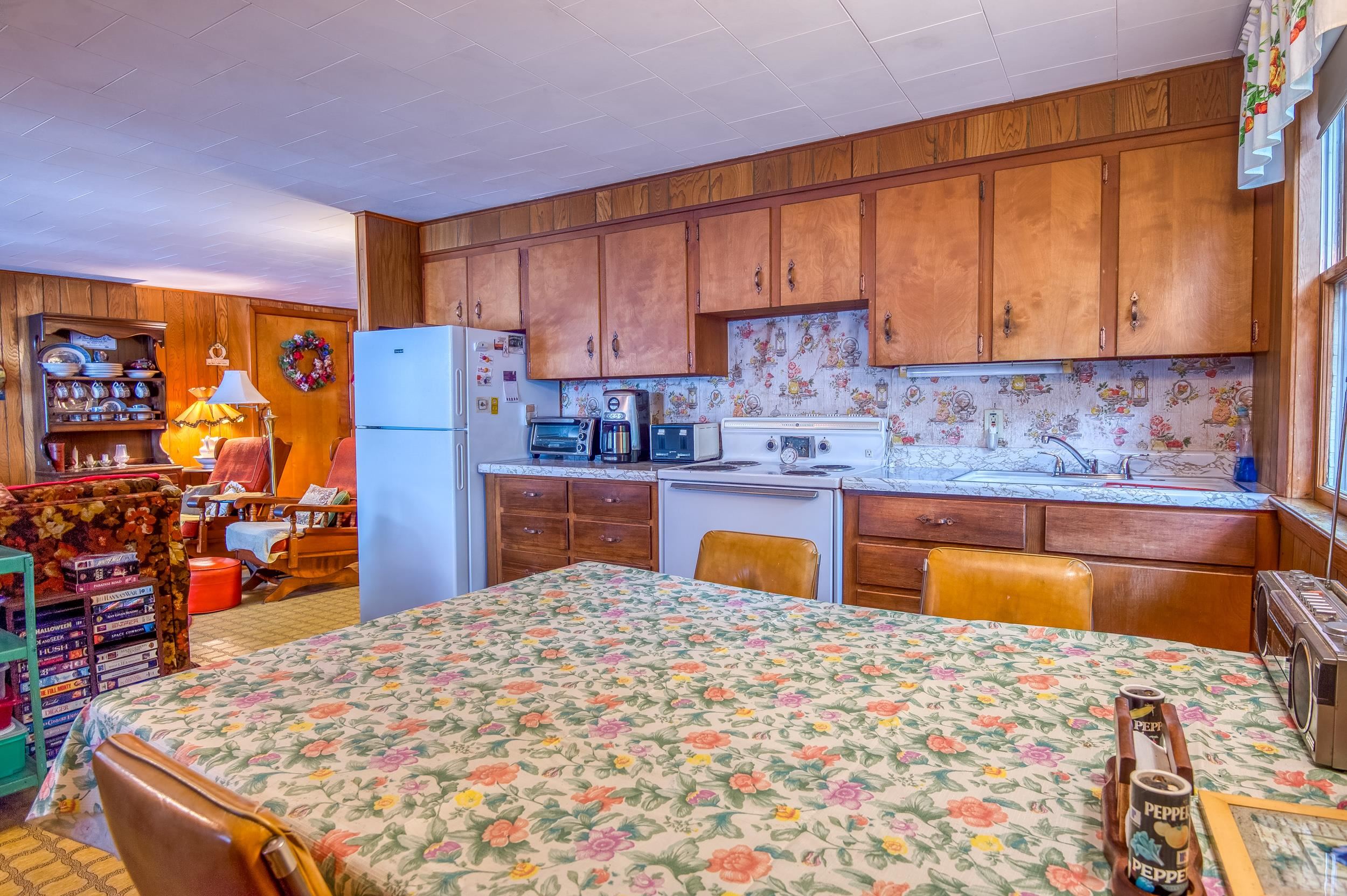 20 Sunset Road