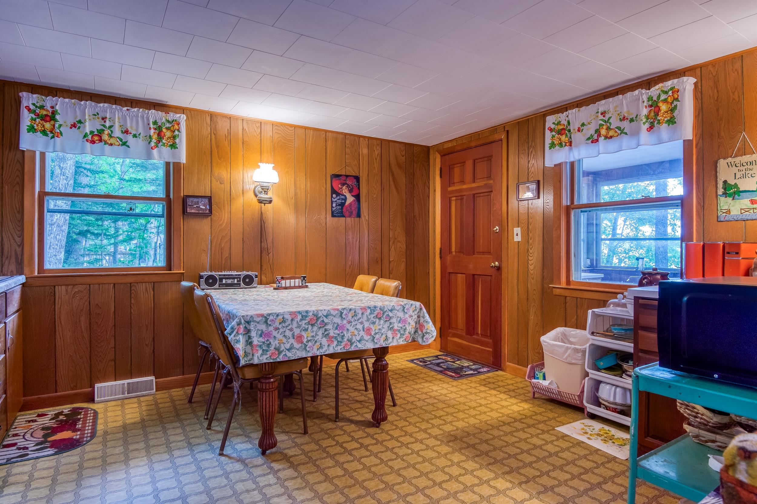 20 Sunset Road