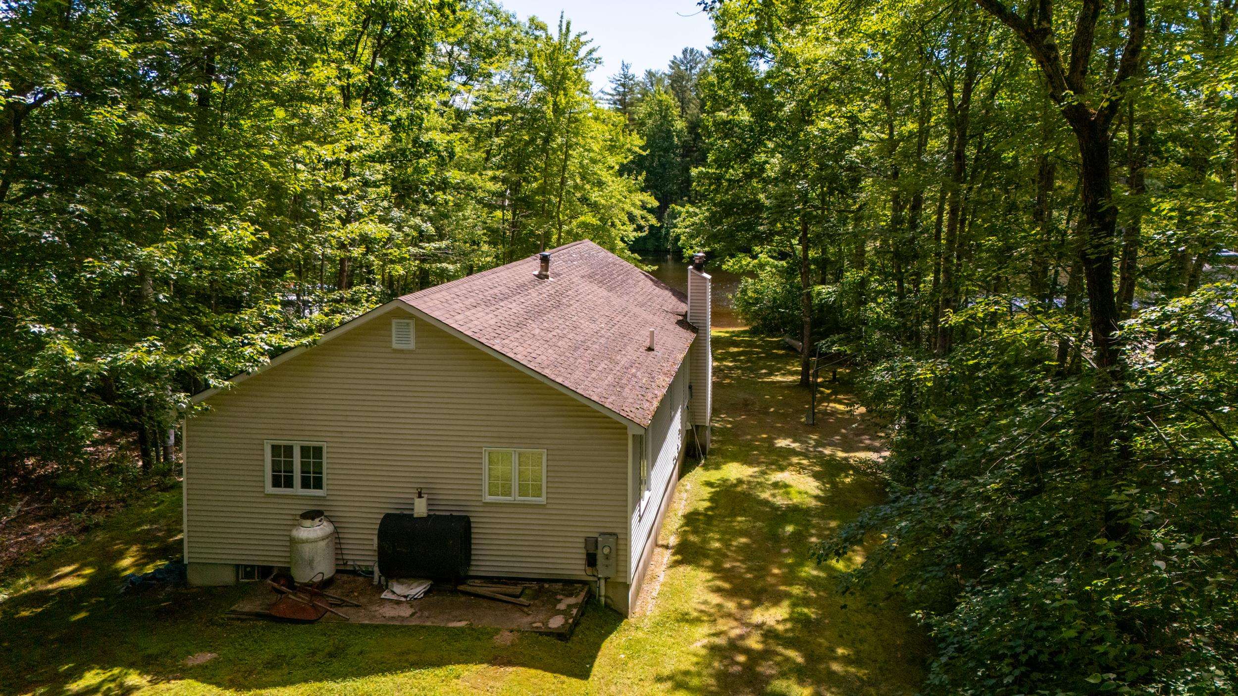 437 Pequawket Trail