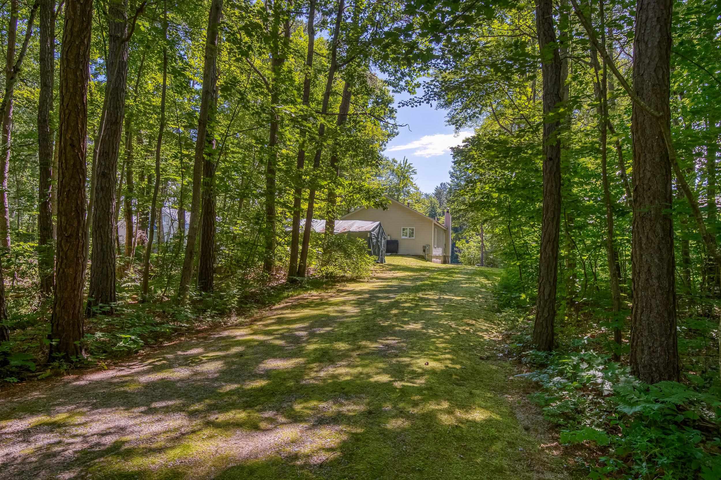 437 Pequawket Trail