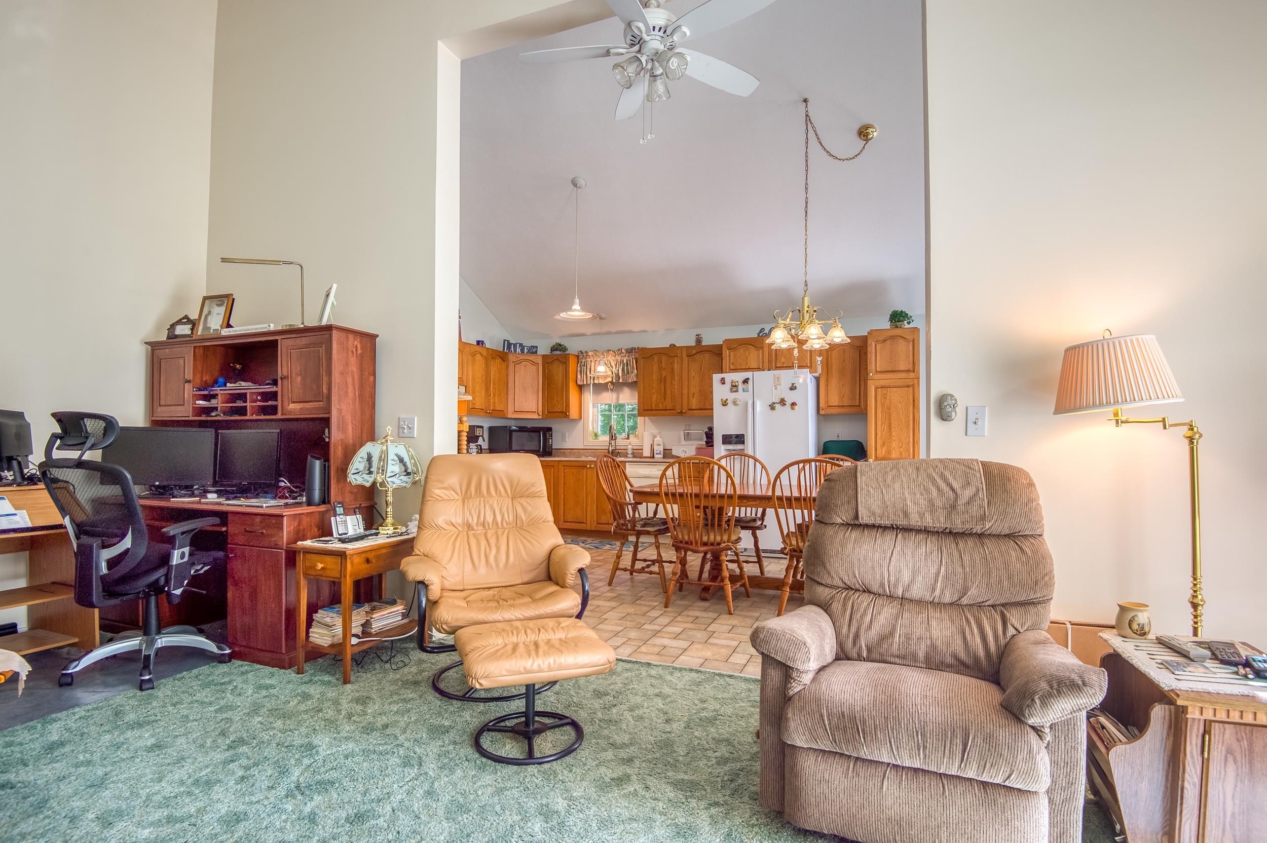 437 Pequawket Trail
