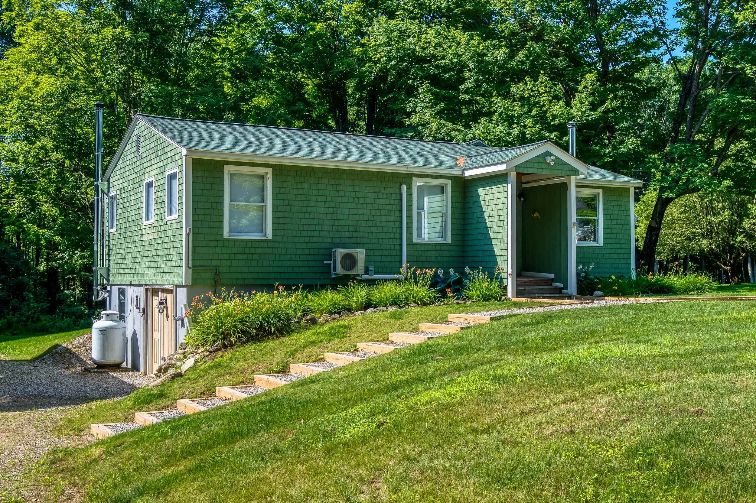 327 Vittum Hill Road