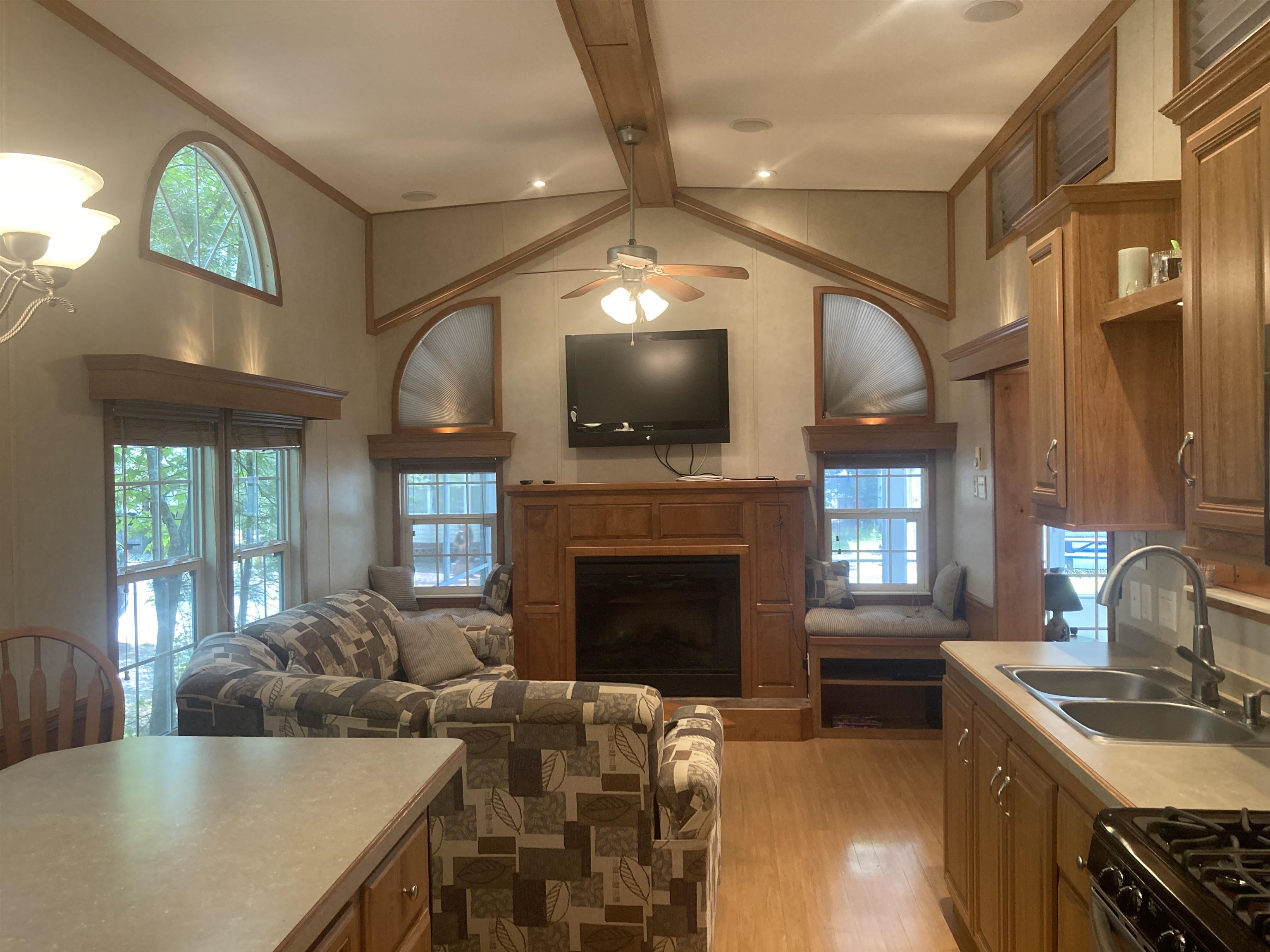 12 Whispering Pines Lane Unit: 441
