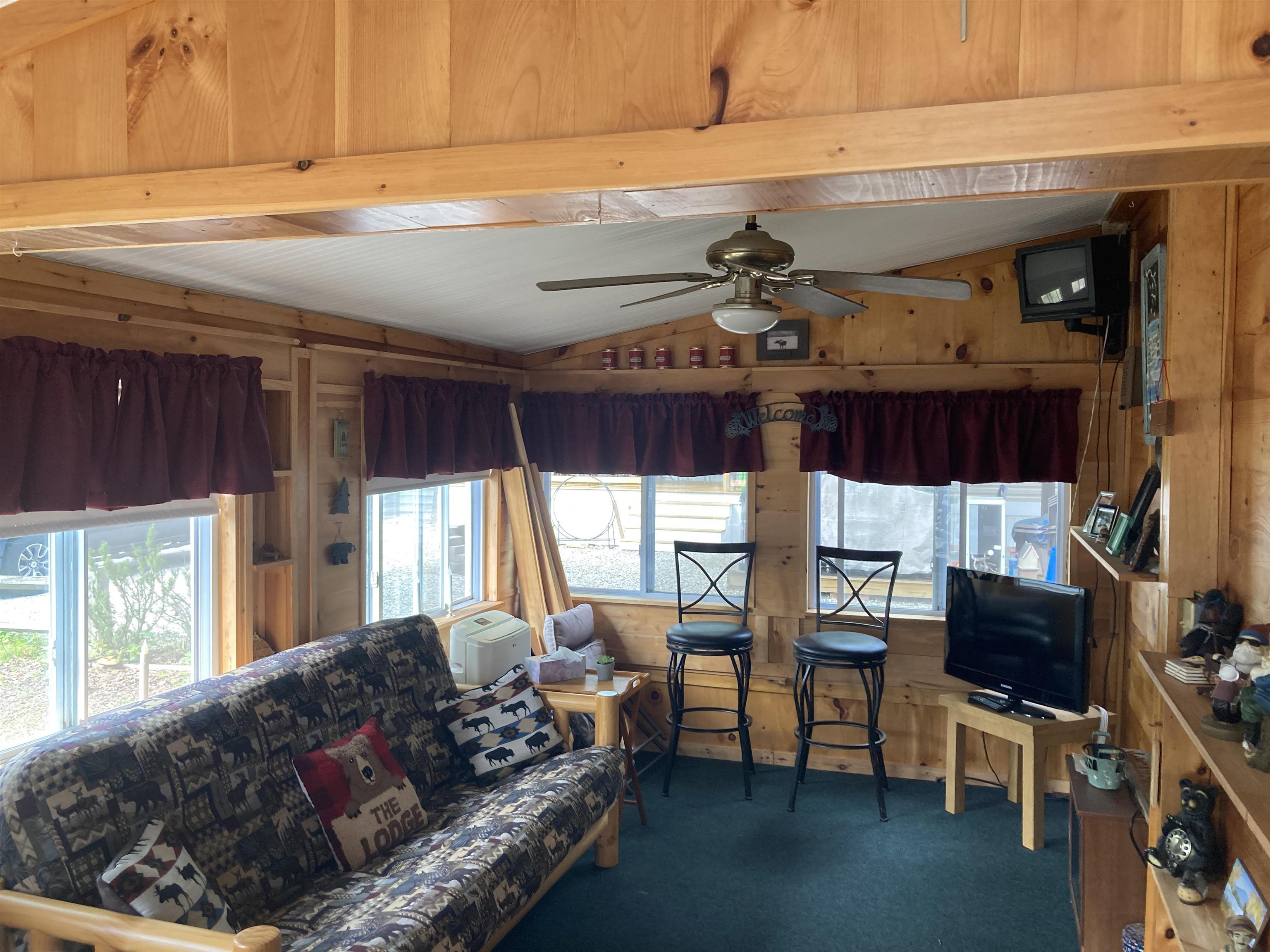 4 Gray Birch Lane Unit: 164