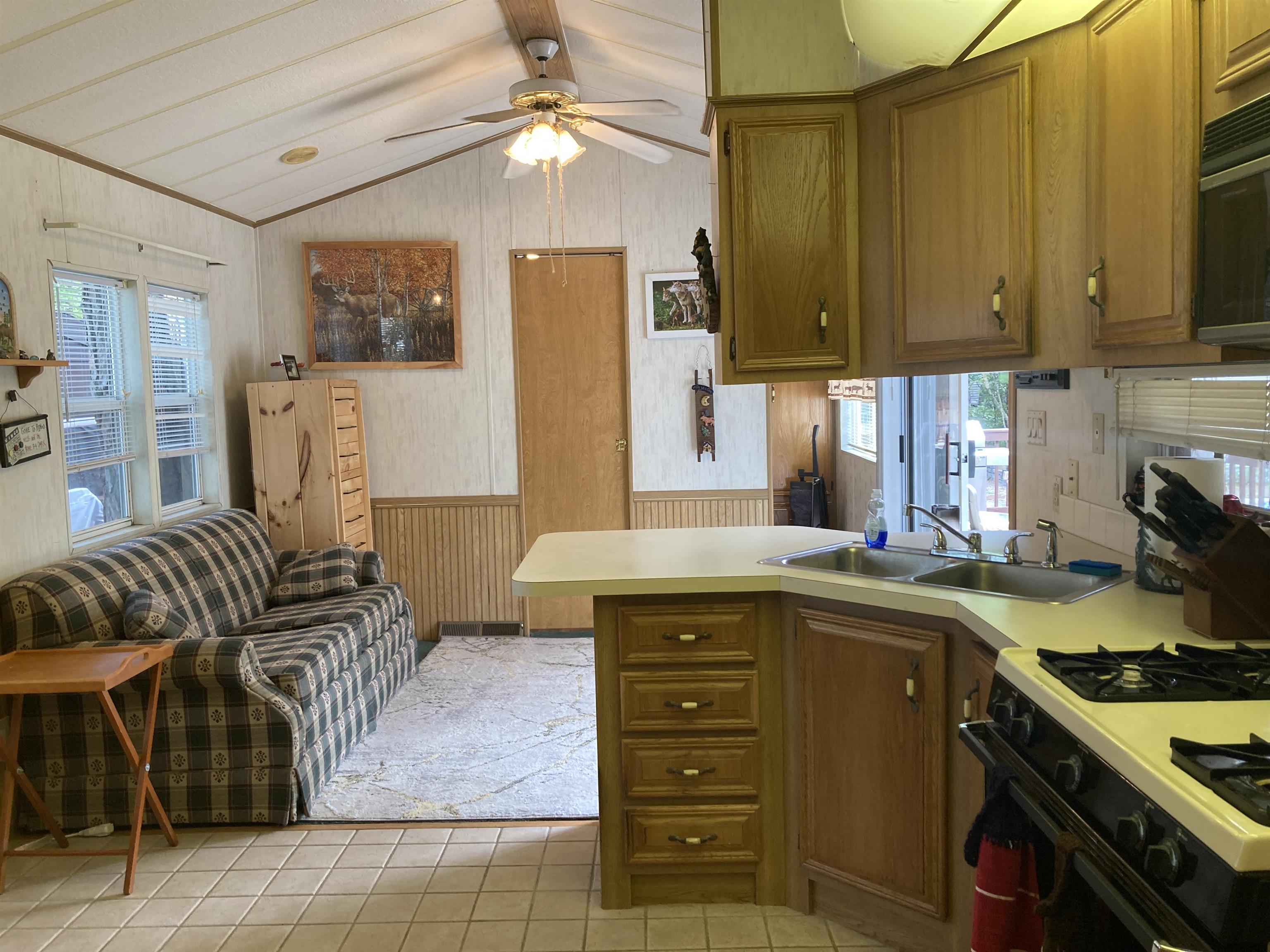 4 Gray Birch Lane Unit: 164