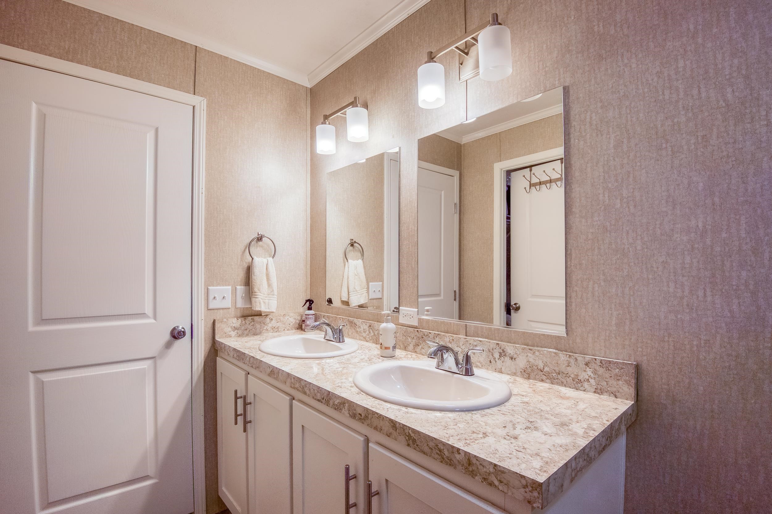 117 Riverwood Circle Unit: 11