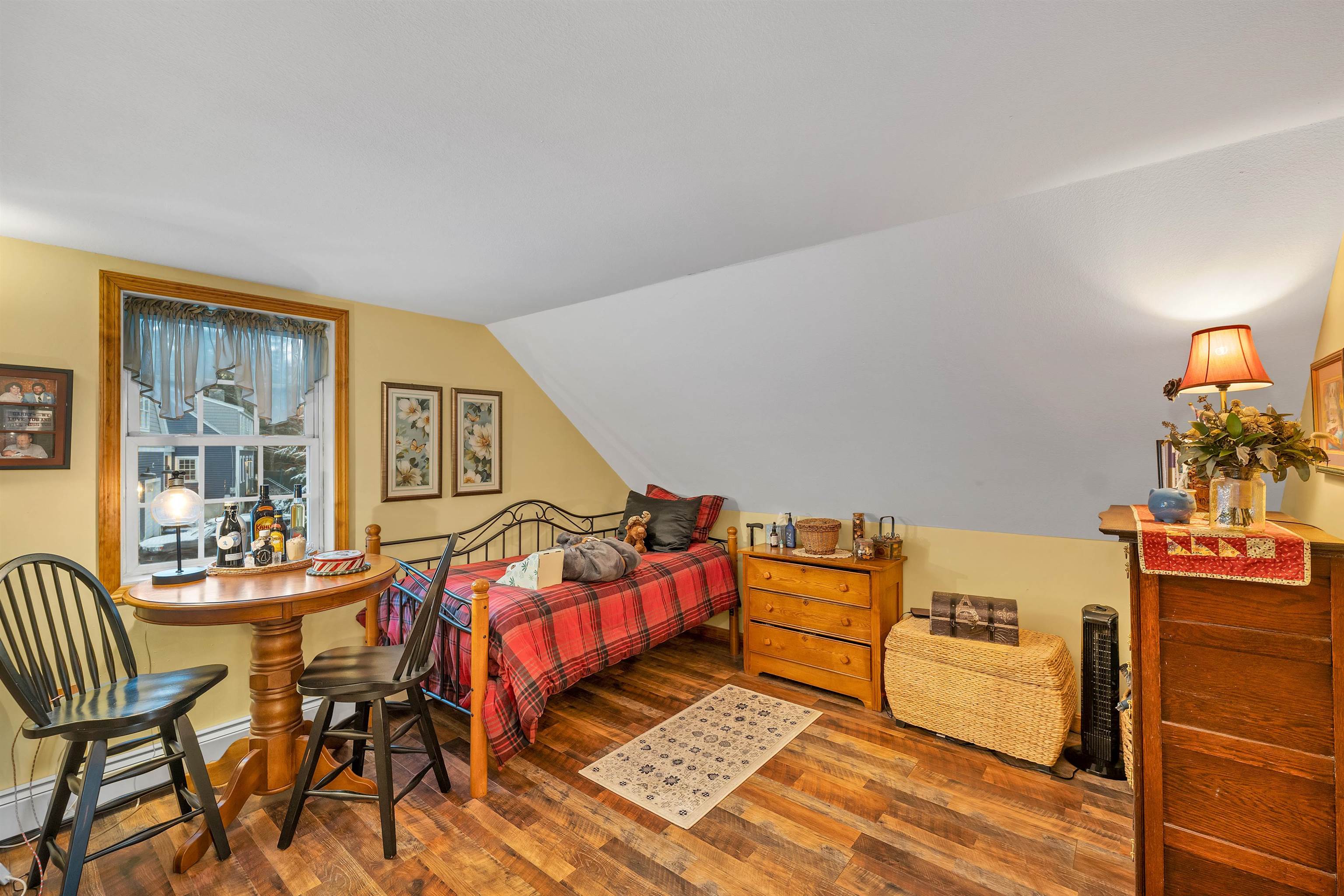 13 Ronald Road