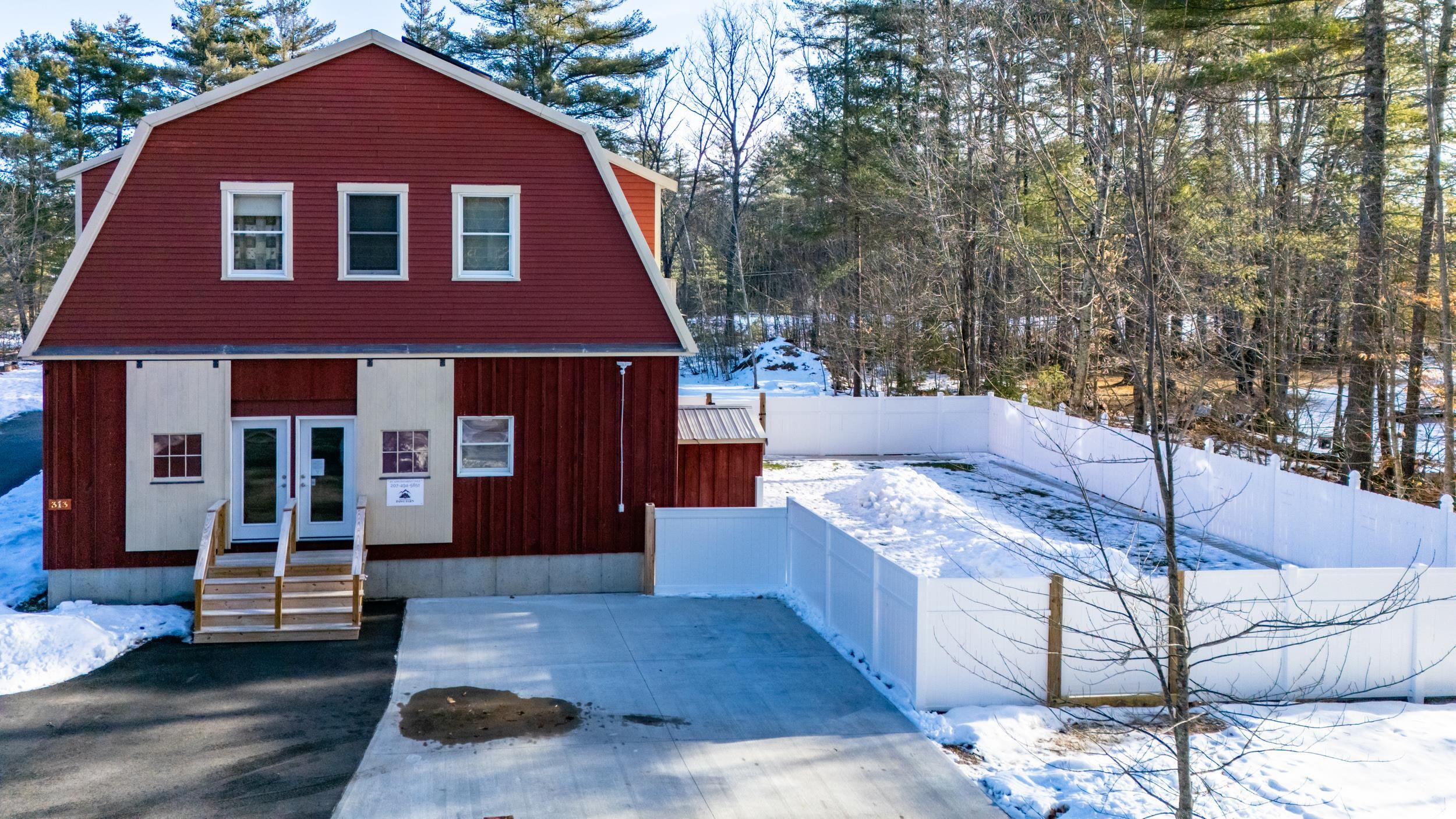 313 Maple Road