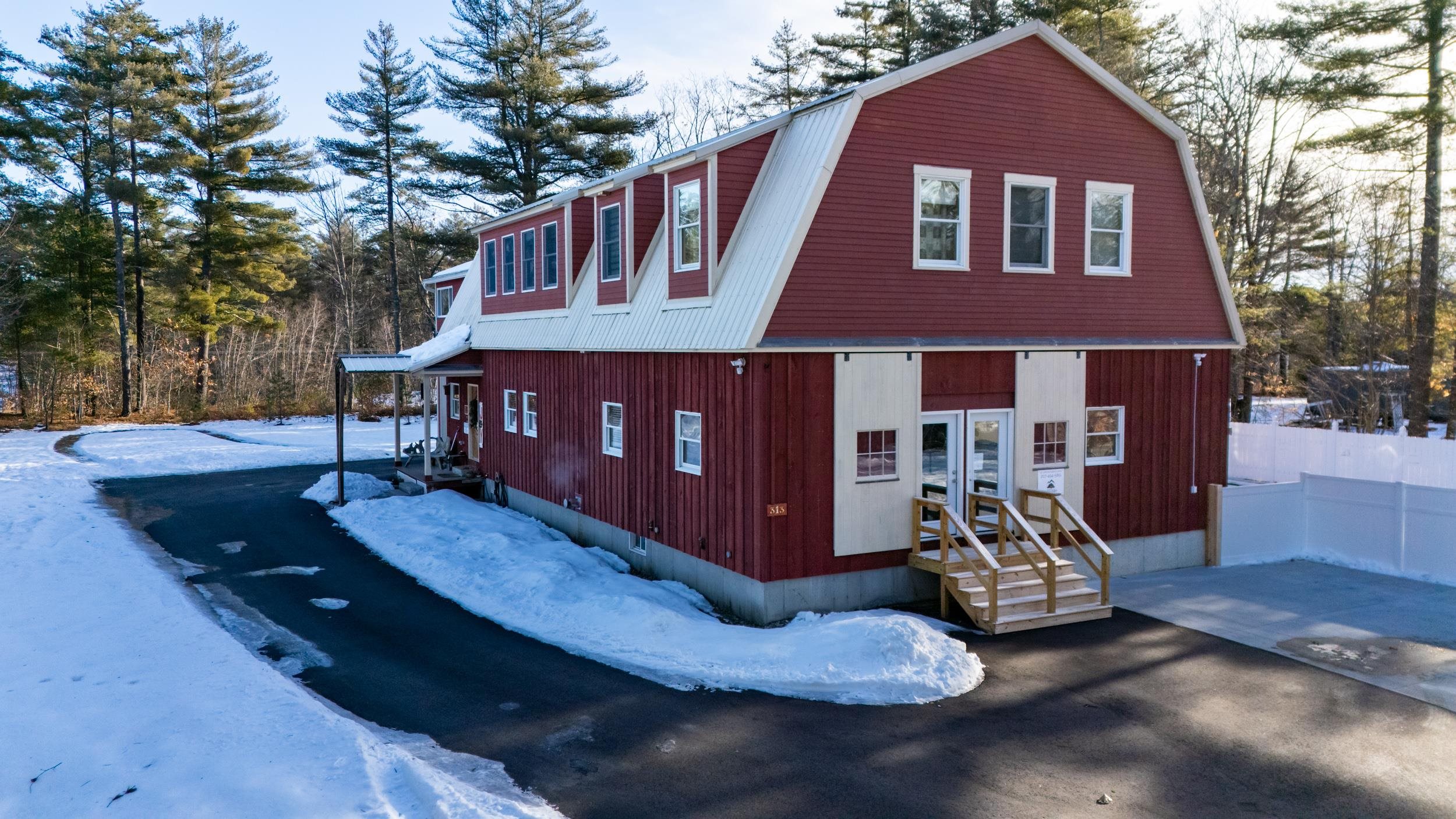 313 Maple Road