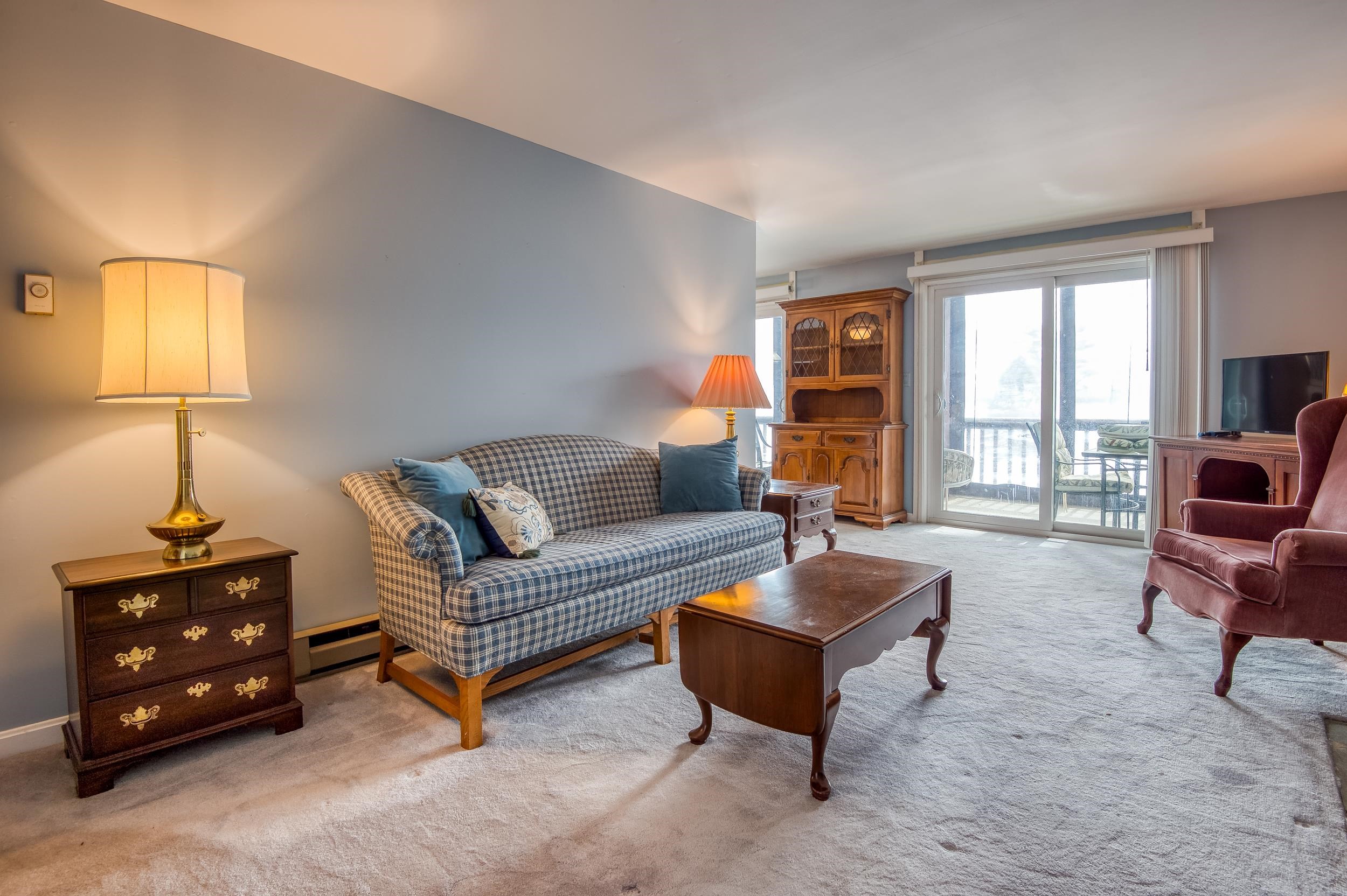 16 Pine Landing Road Unit: 1