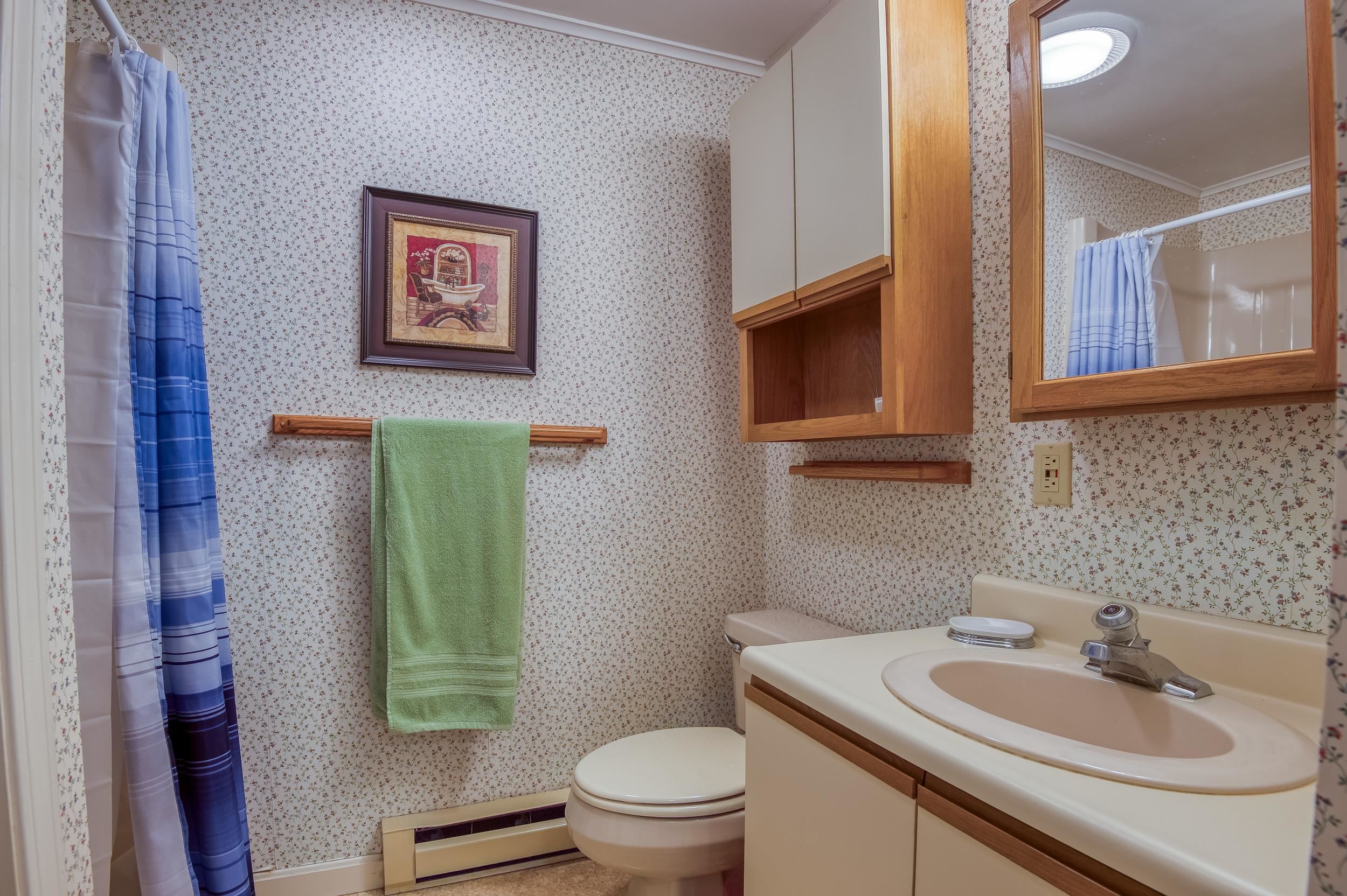 16 Pine Landing Road Unit: 1