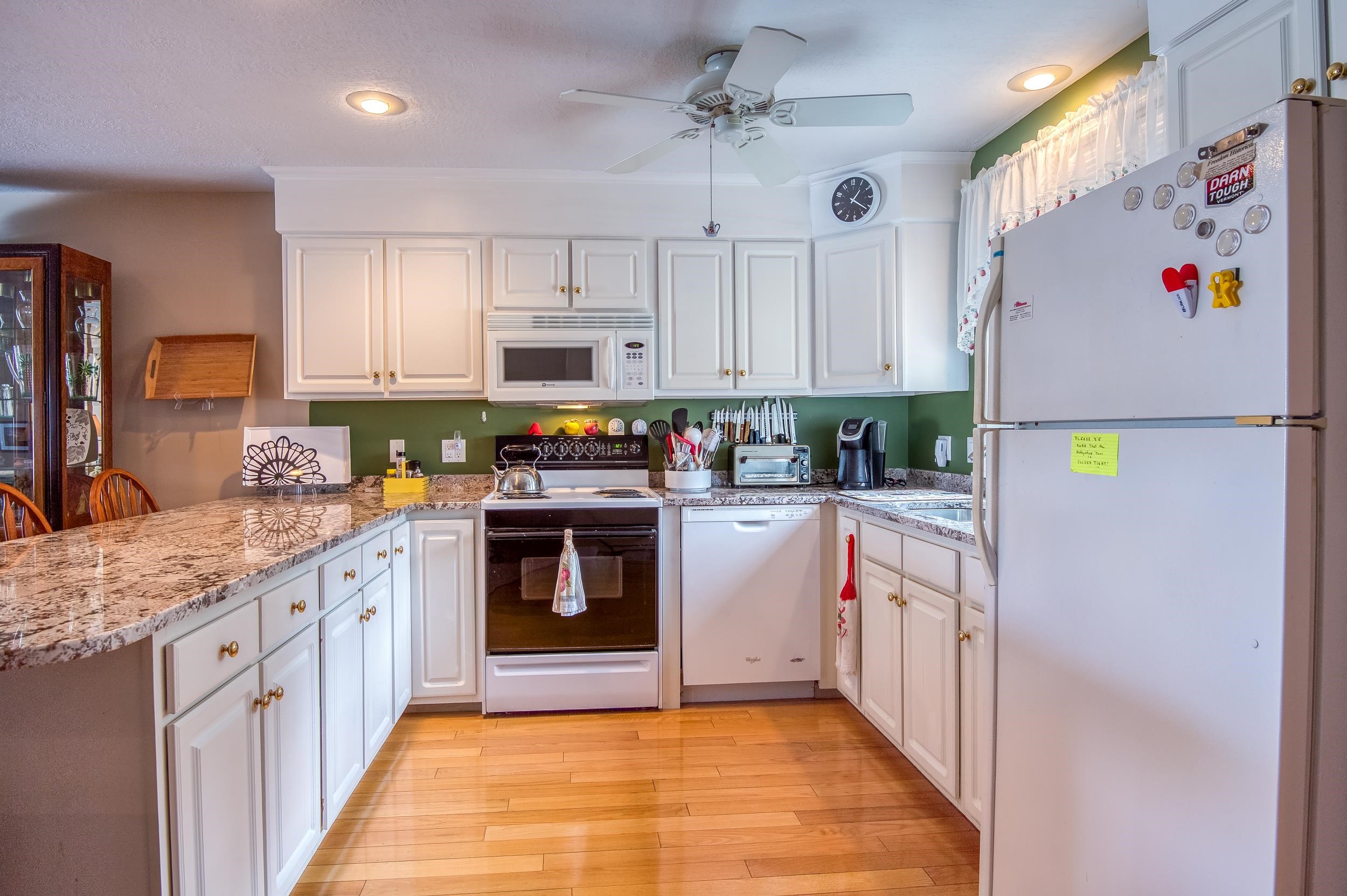 50 Patch Pond Road Unit: 33