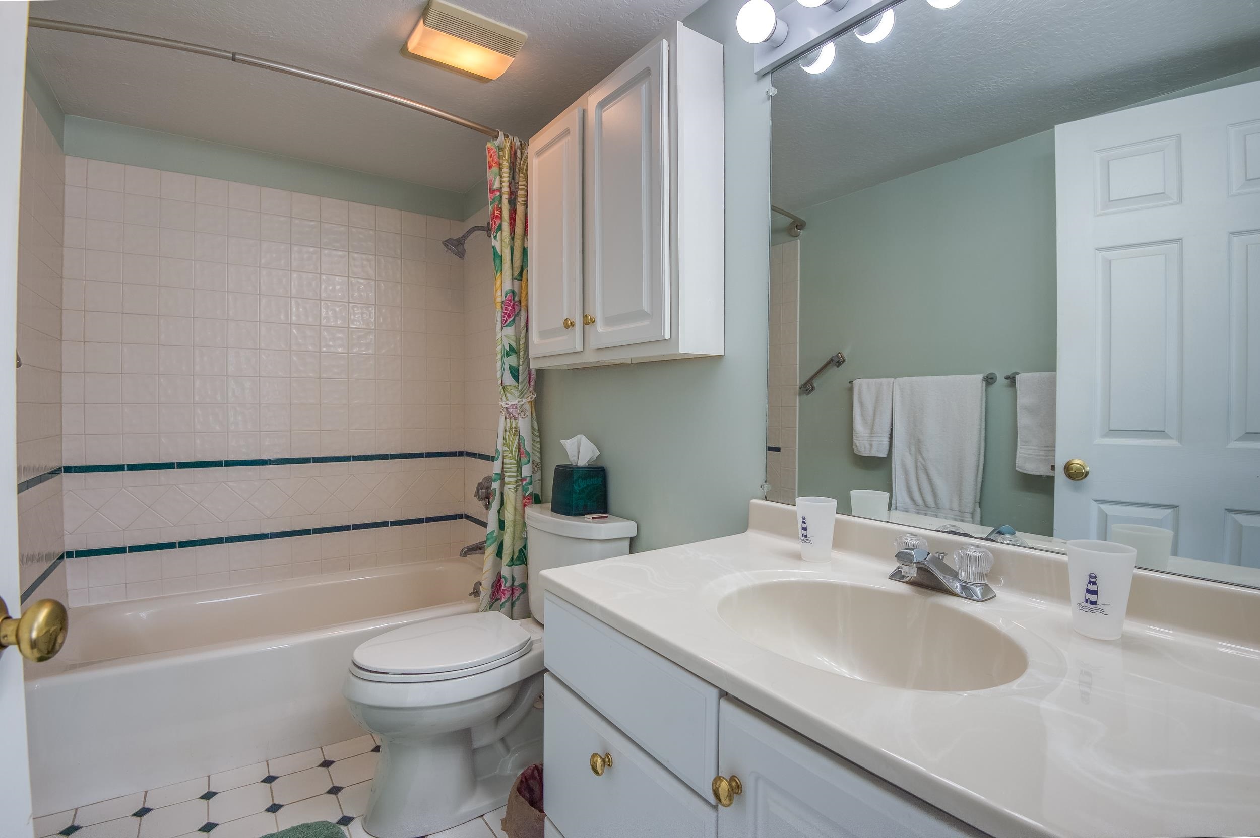 50 Patch Pond Road Unit: 33