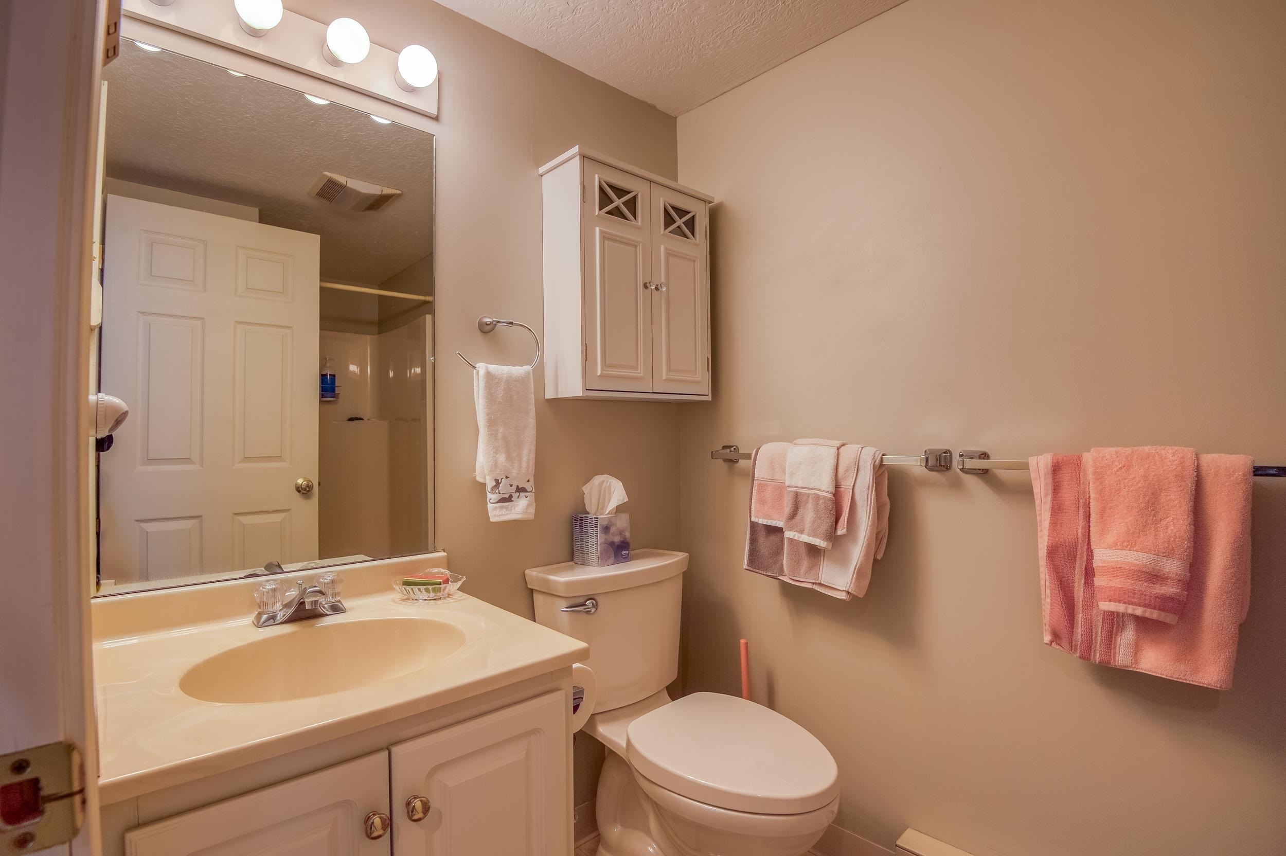 50 Patch Pond Road Unit: 33