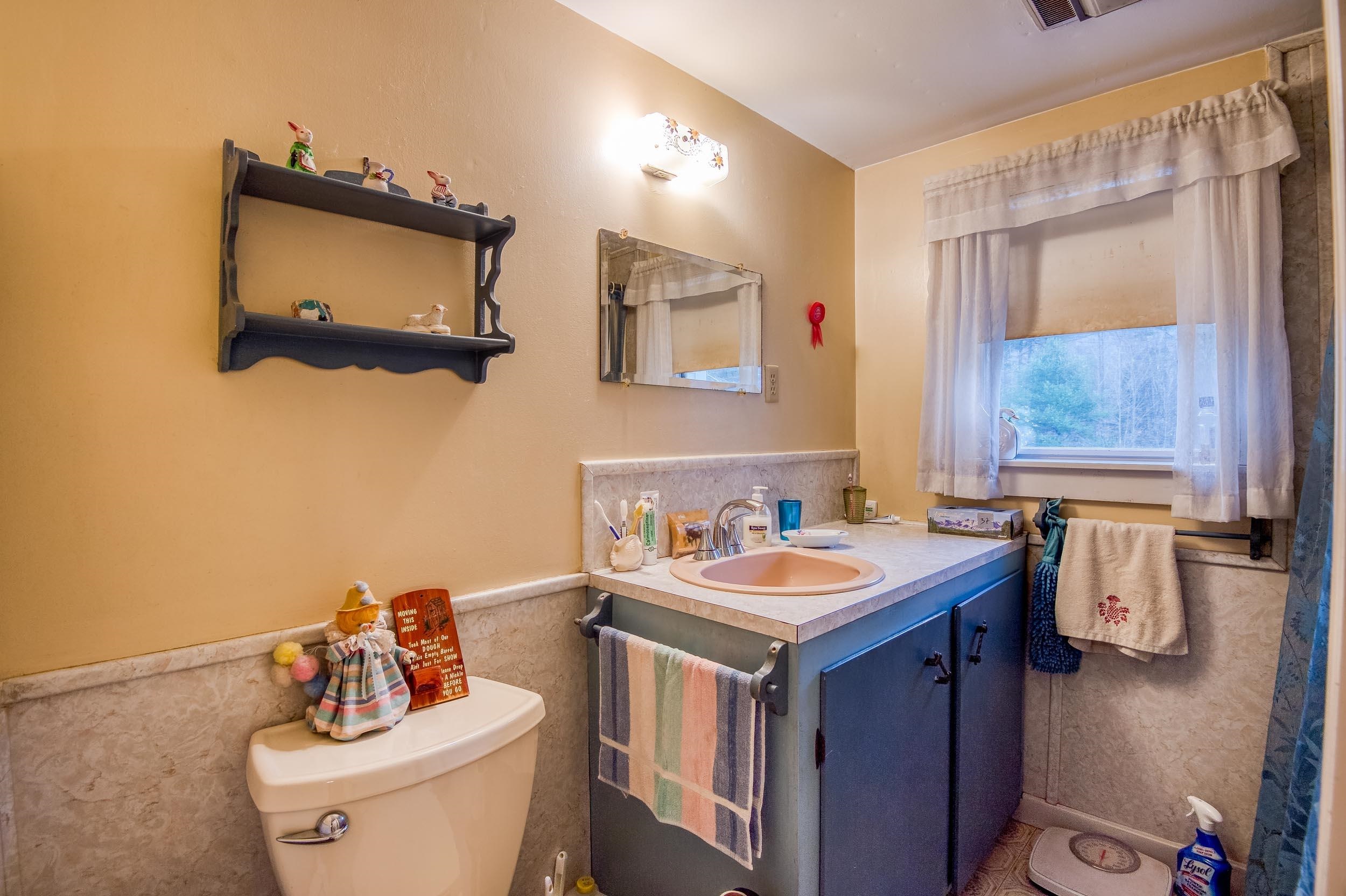 732 Green Mountain Road