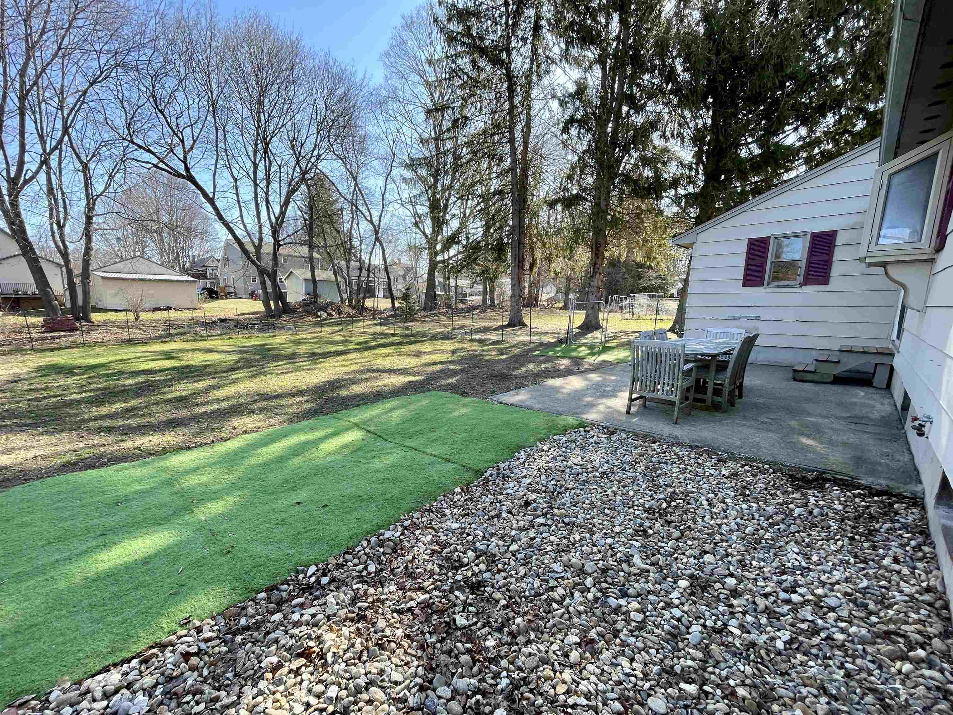 34 Adams Avenue