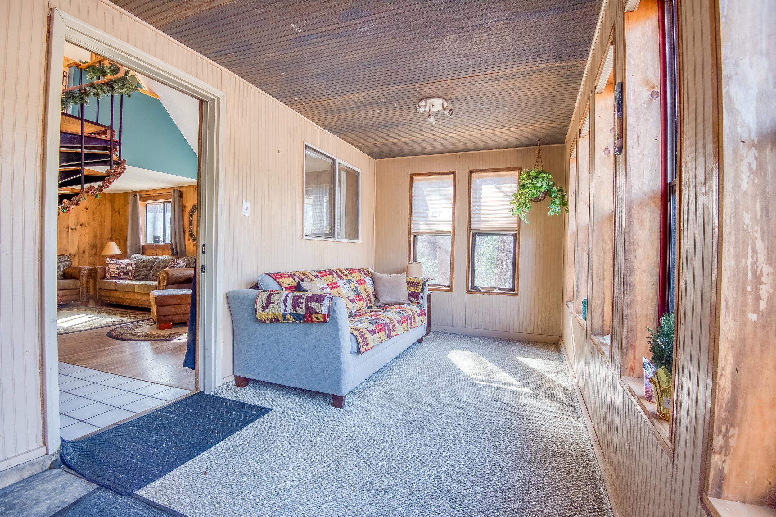 15 Lattie Lane