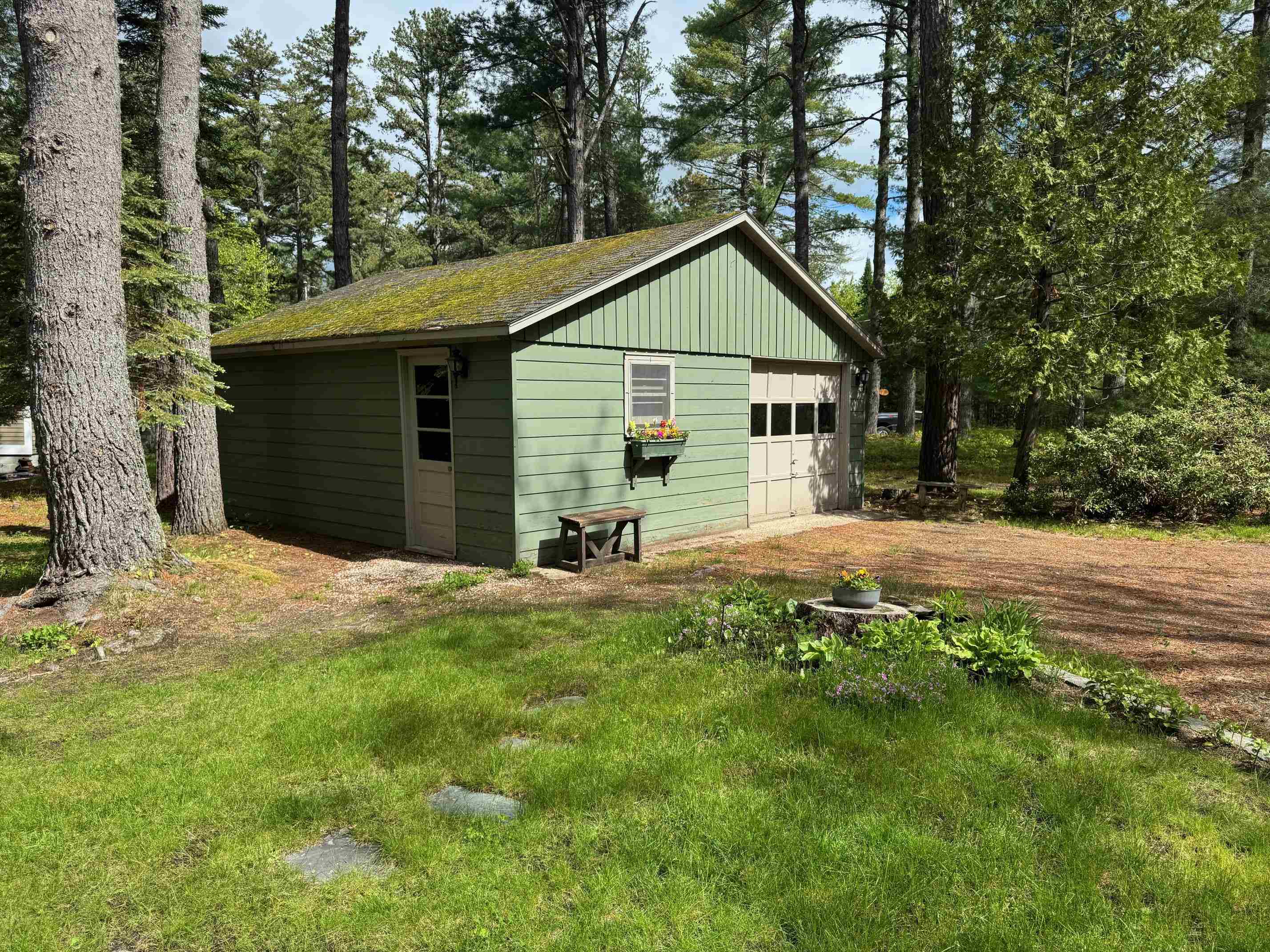 70 N Broad Bay Road