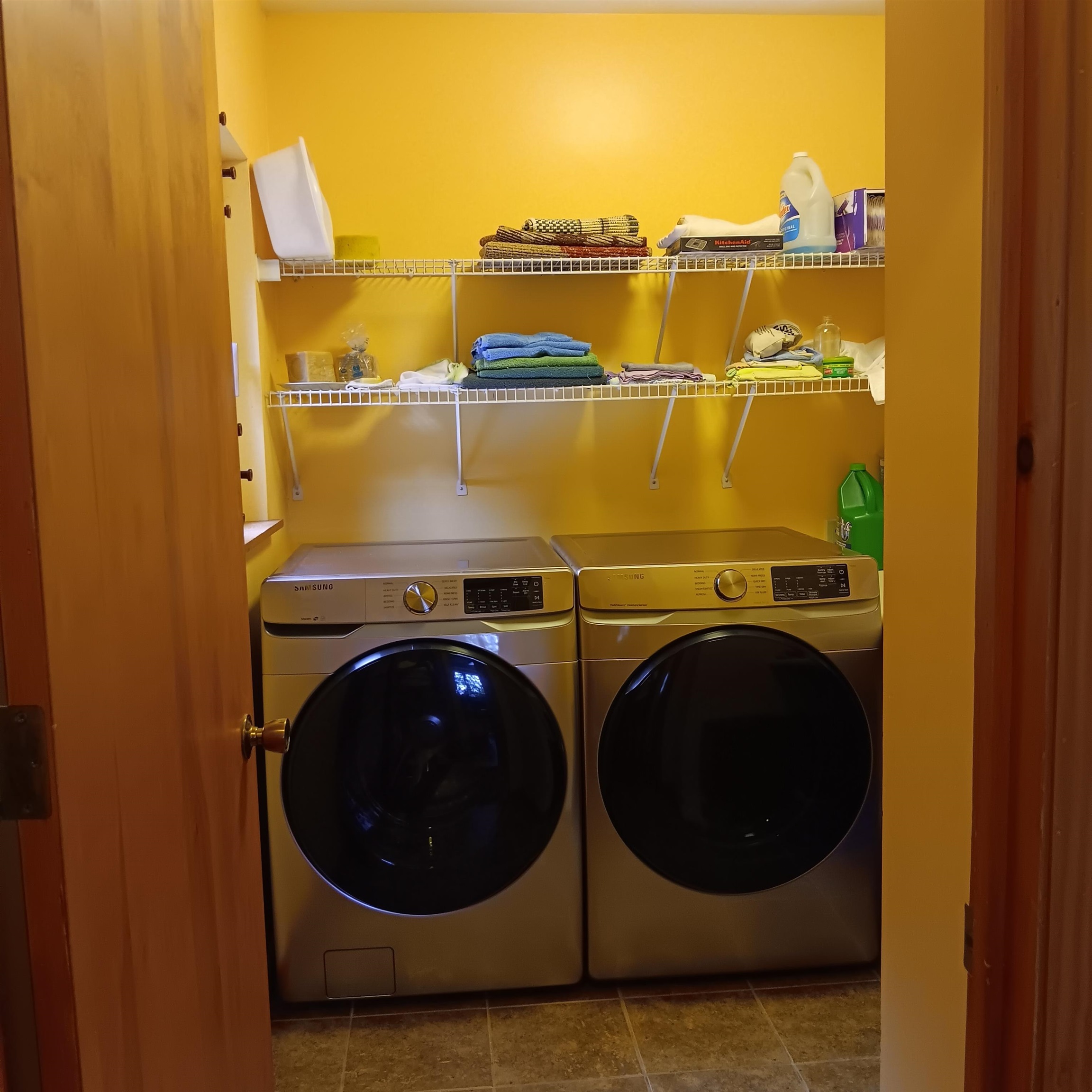 350 Concord Lane Unit: 20