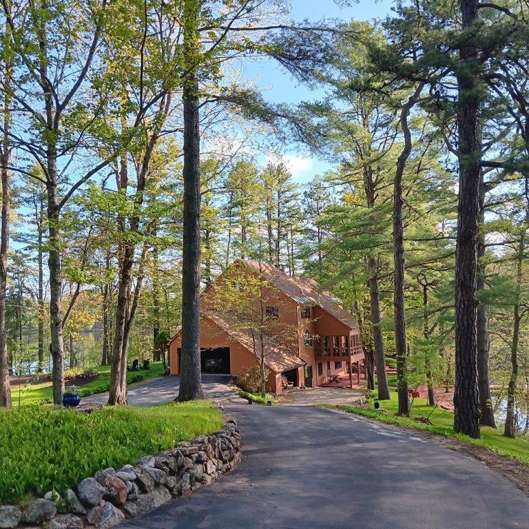 350 Concord Lane Unit: 20