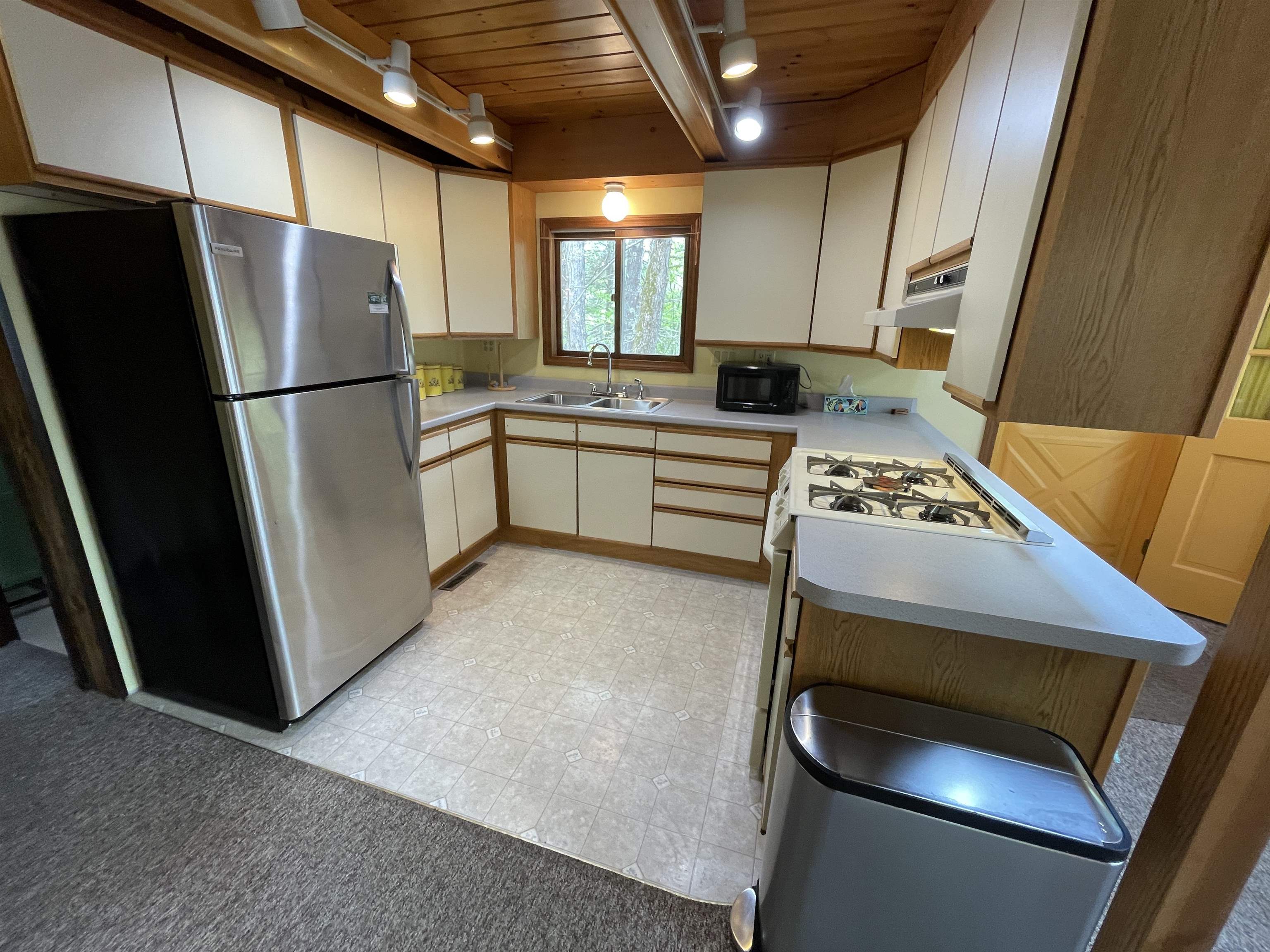3 Powder Horn Lane