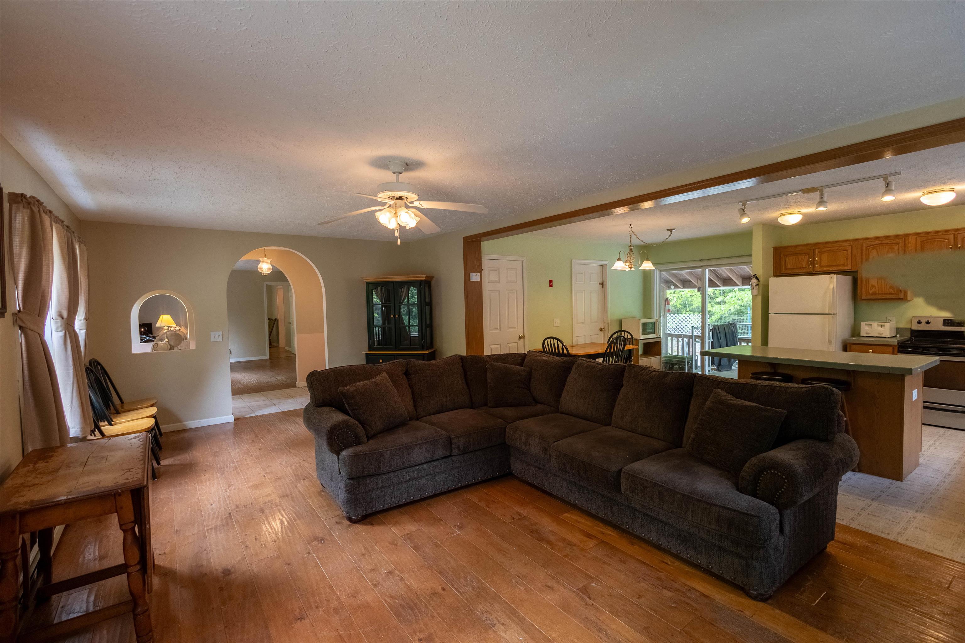 11 Henry Drive