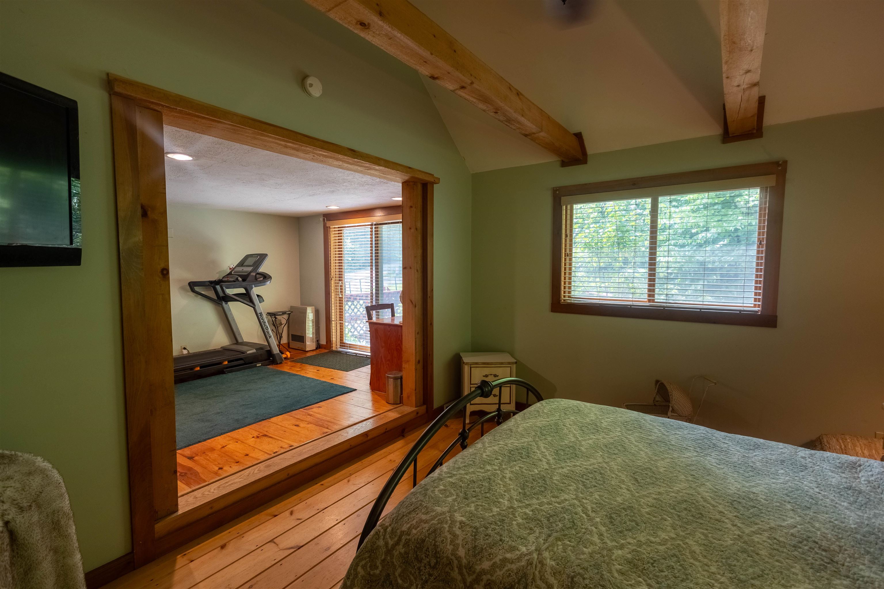 14 Mountain Ridge Road