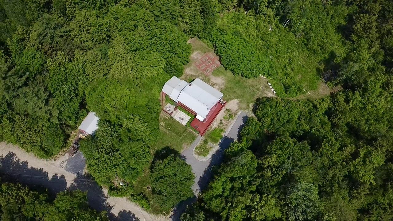 14 Mountain Ridge Road
